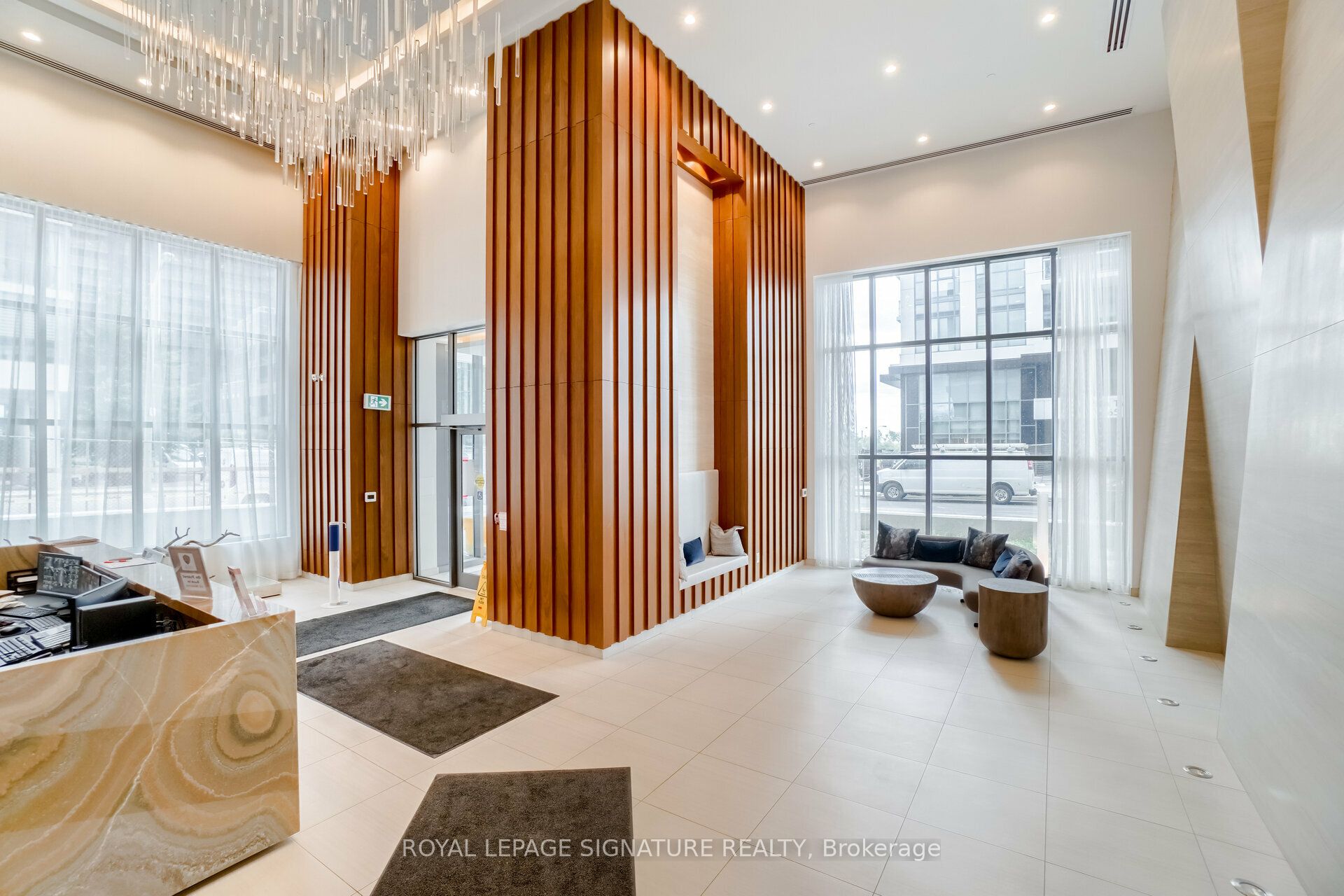 70 Annie Craig Drive 3204, Toronto, ON M8V 0G2 photo 4