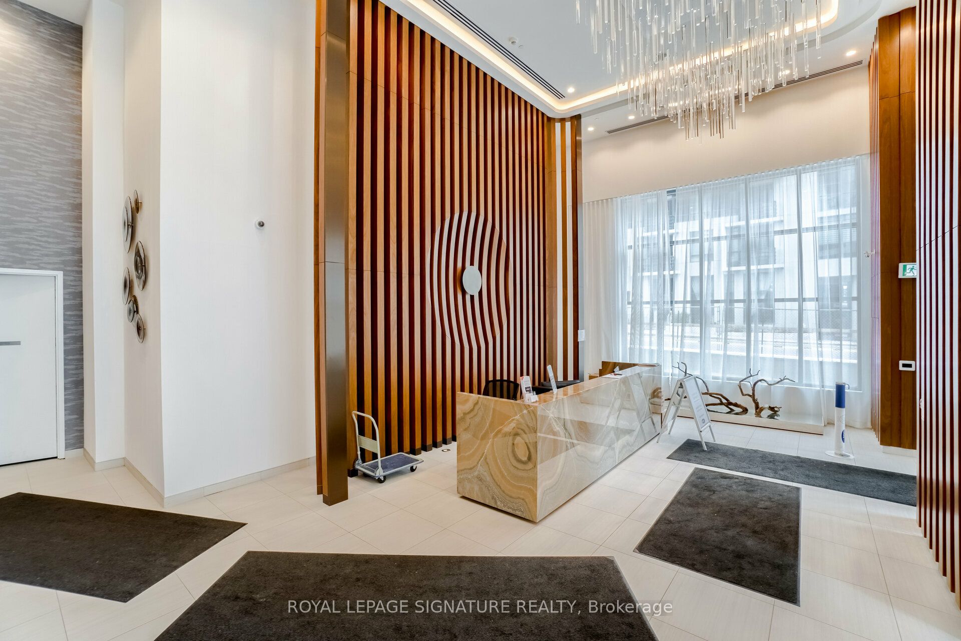 70 Annie Craig Drive 3204, Toronto, ON M8V 0G2 photo 5