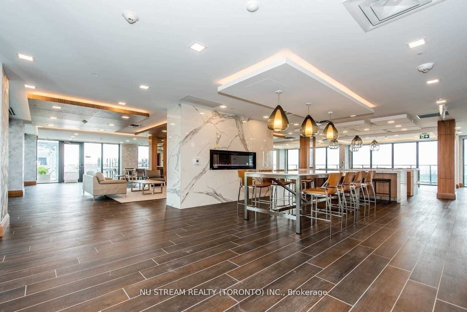 30 Shore Breeze Drive 3721, Toronto, ON M8V 0J1 photo 3