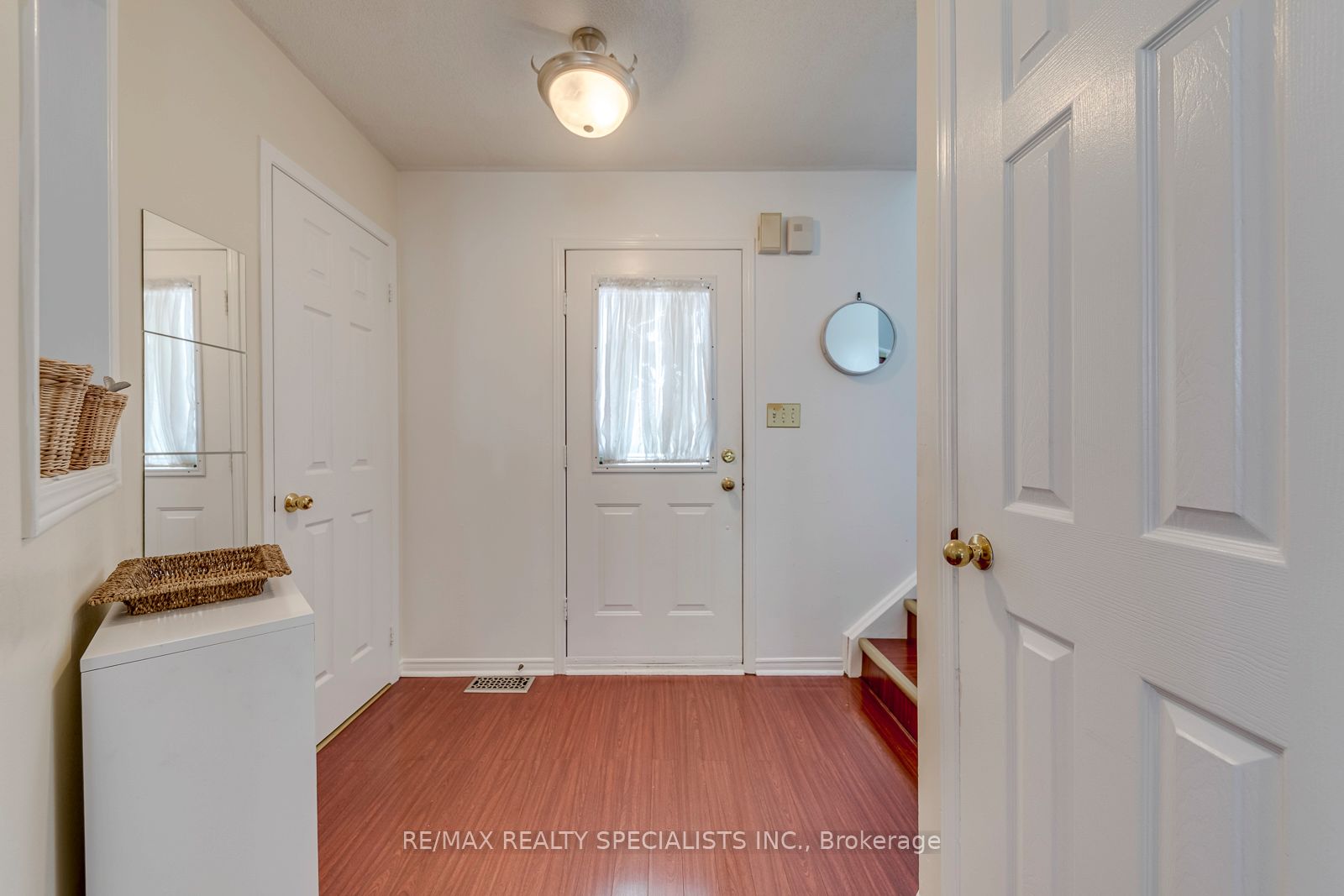 40 Mannel Crescent, Brampton, ON L6Y 5E2 photo 4