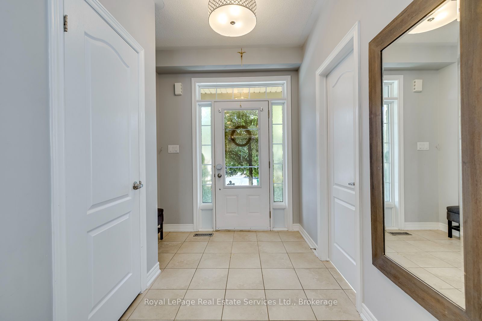 23 Diamond Leaf Lane, Halton Hills, ON L7G 0G7 photo 4