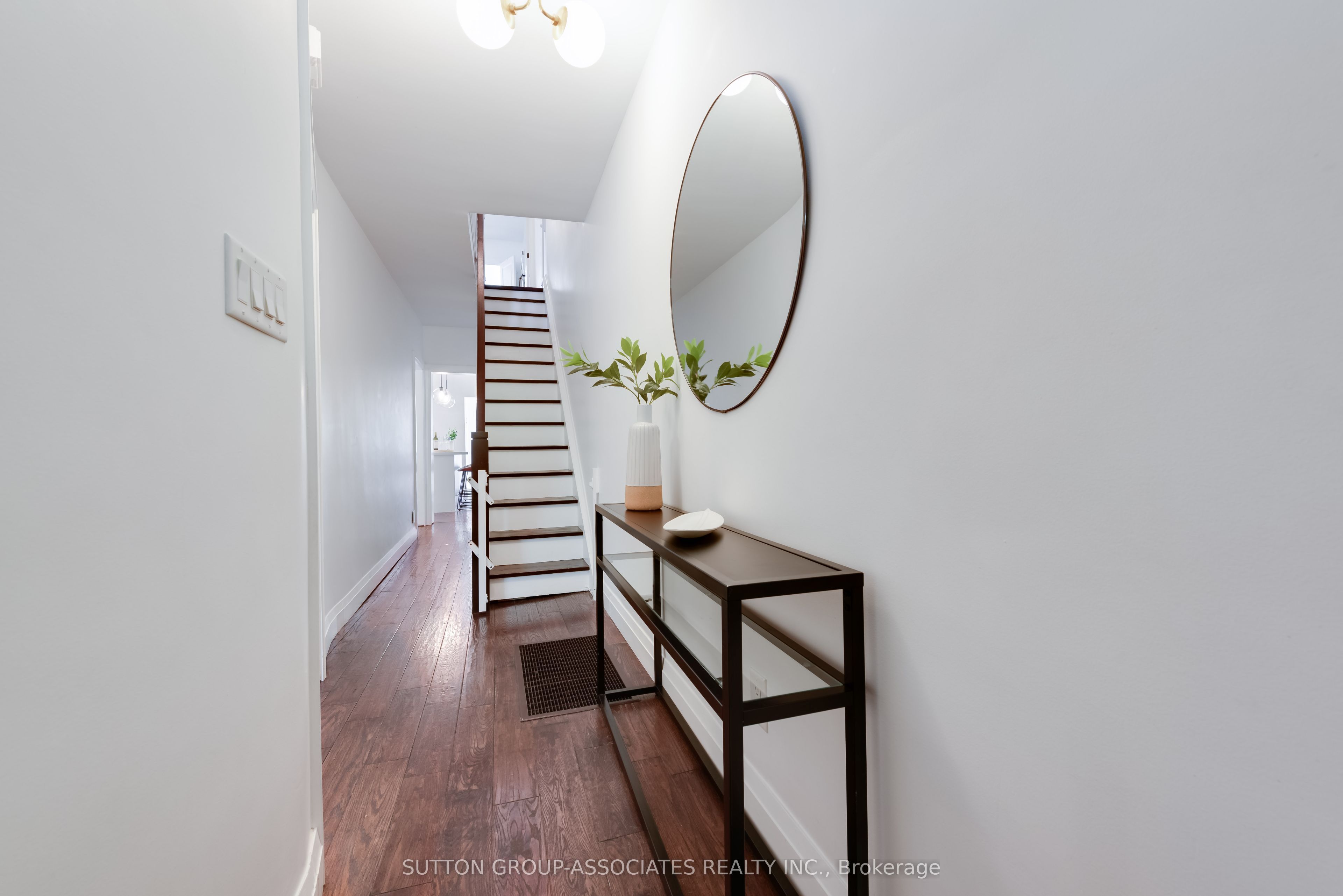 37 Ashburnham Road, Toronto, ON M6H 2K4 photo 4