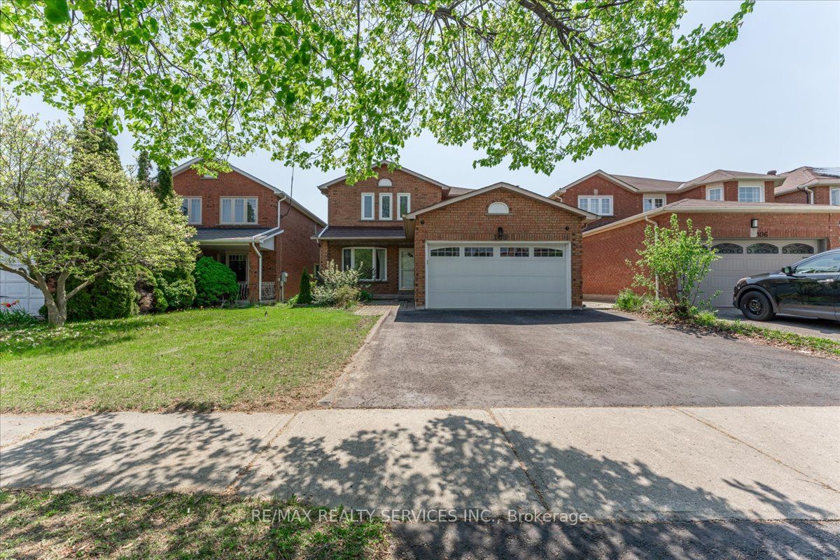 108 Candy Crescent, Brampton, ON L6X 3Z8 photo 2