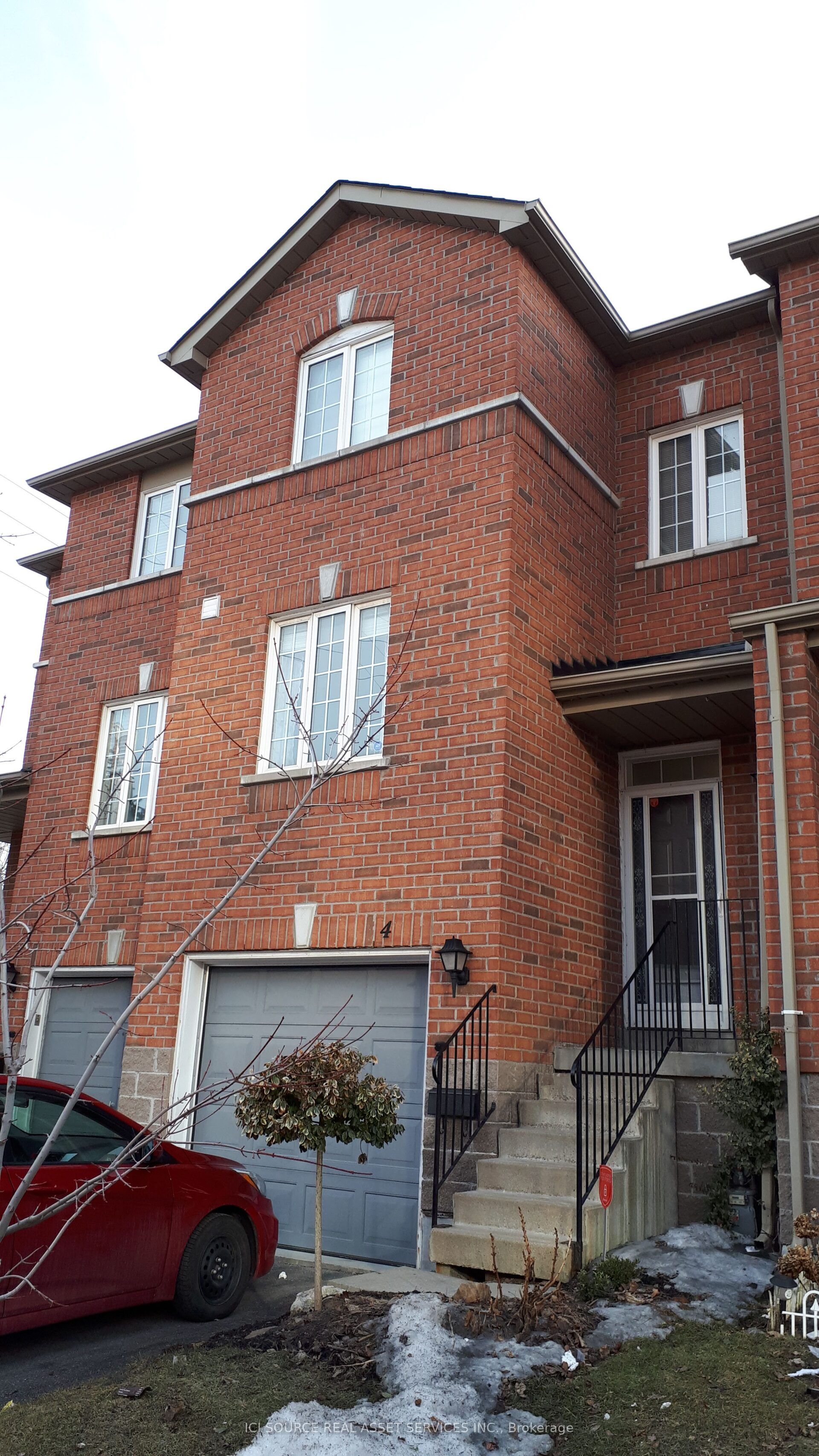 120 Railroad Street 4, Brampton, ON L6X 5A1