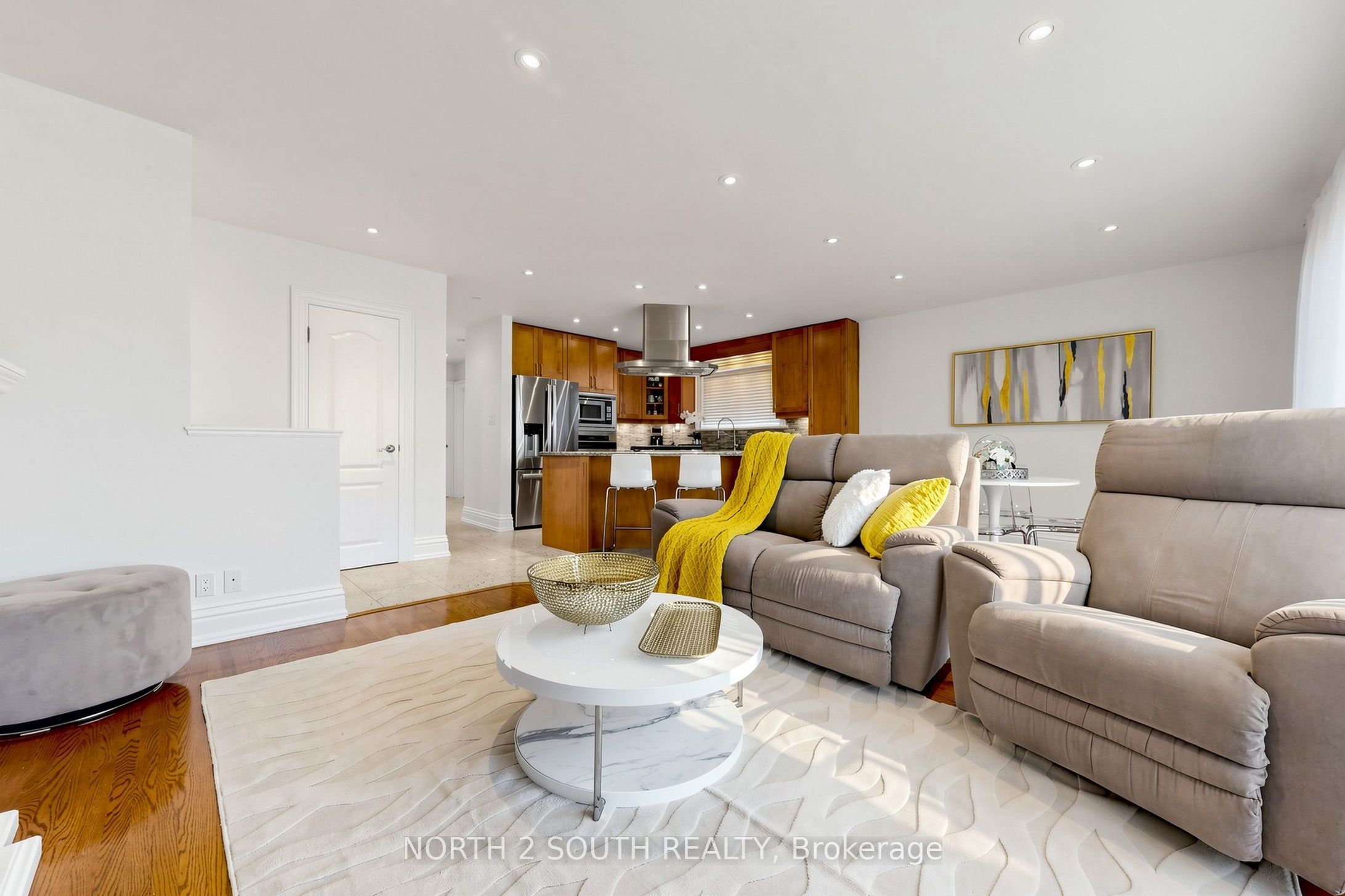 263 Thistle Down Boulevard, Toronto, ON M9V 1K6 photo 4