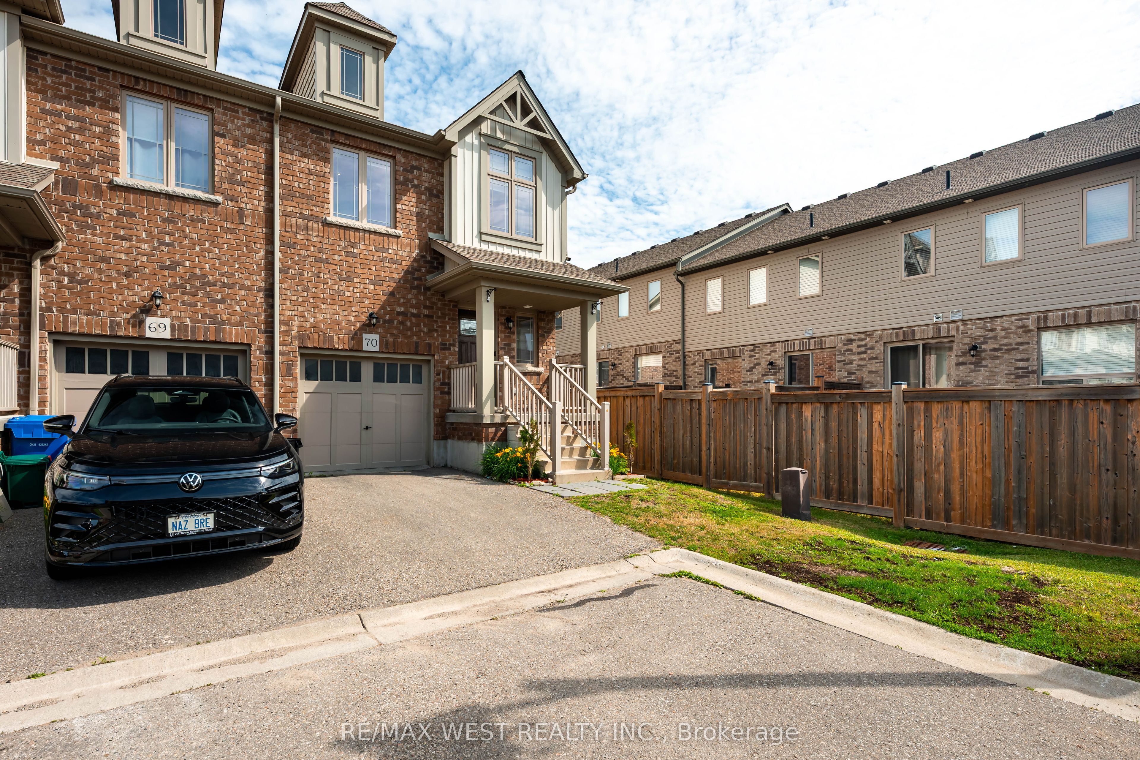 124 Parkinson Crescent 70, Orangeville, ON L9W 6X3 photo 2