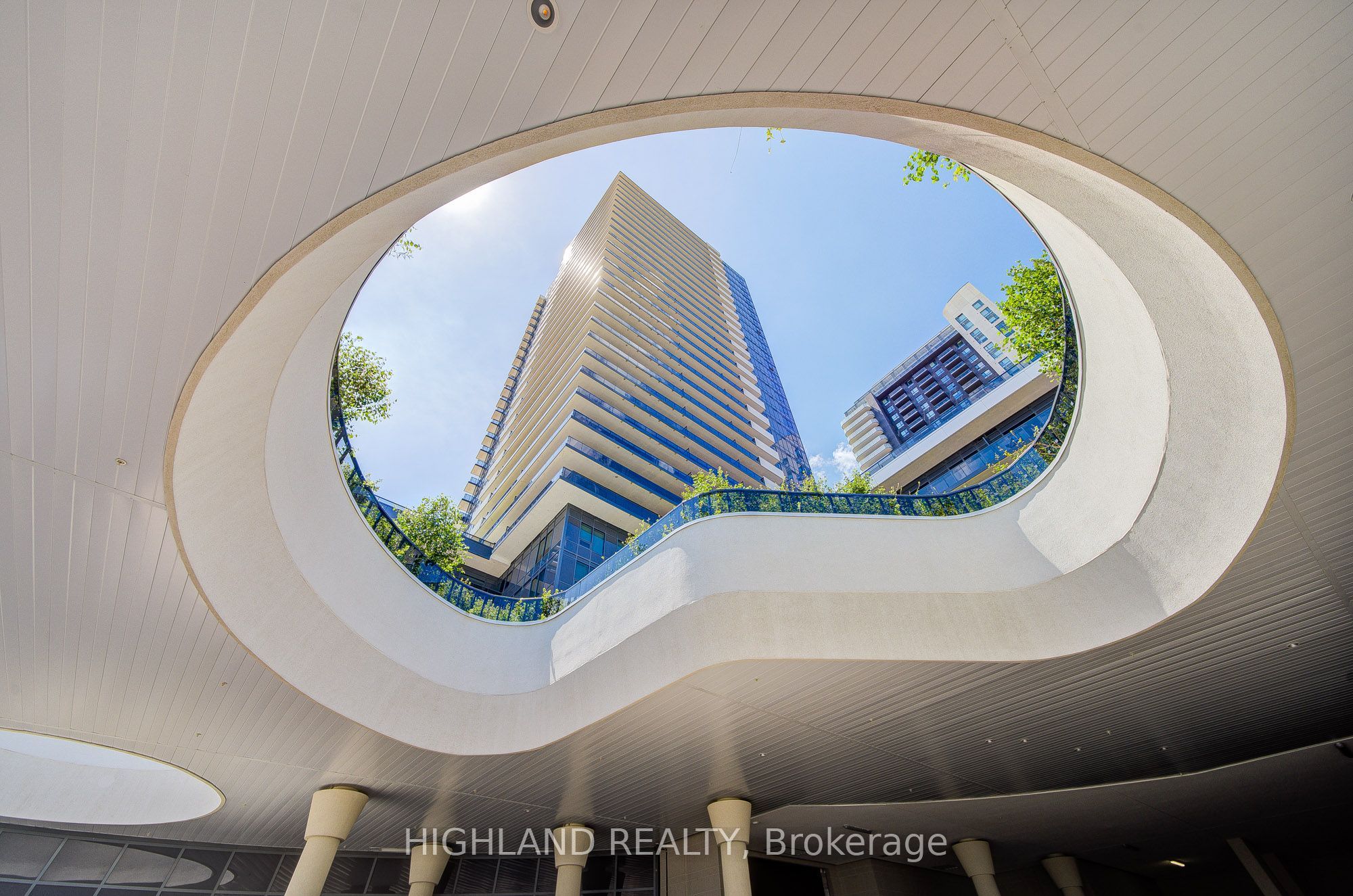 5081 Hurontario Street 3103, Mississauga, ON L4Z 0C9 photo 4