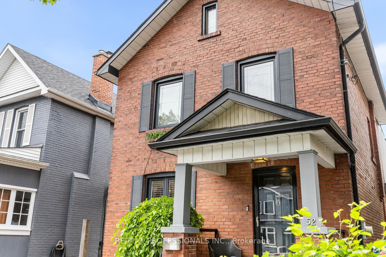52 Third Street, Toronto, ON M8V 2X8