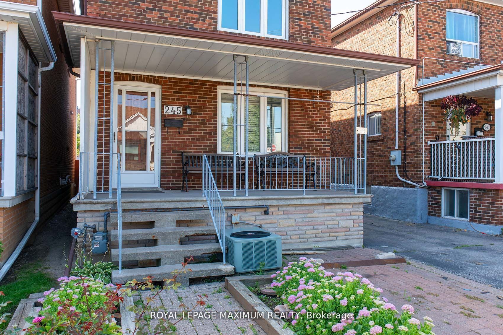 245 Belgravia Avenue, Toronto, ON M6E 2M9 photo 2