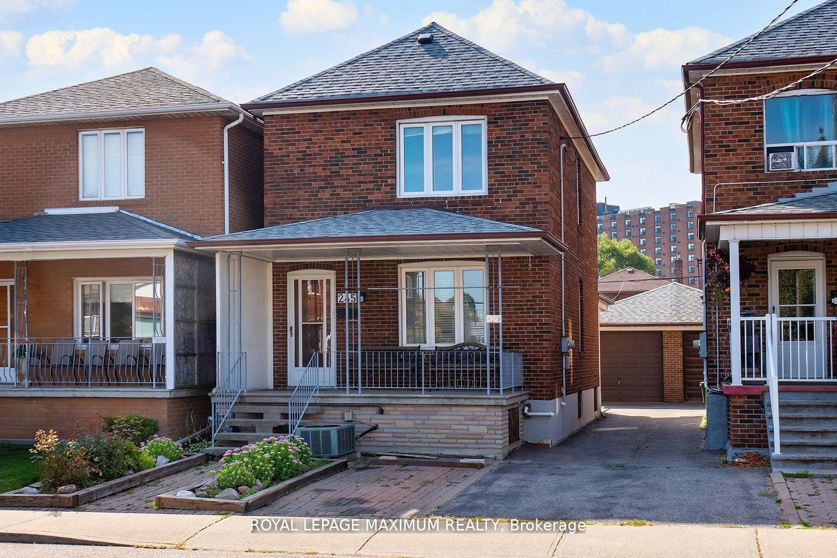 245 Belgravia Avenue, Toronto, ON M6E 2M9 photo 3
