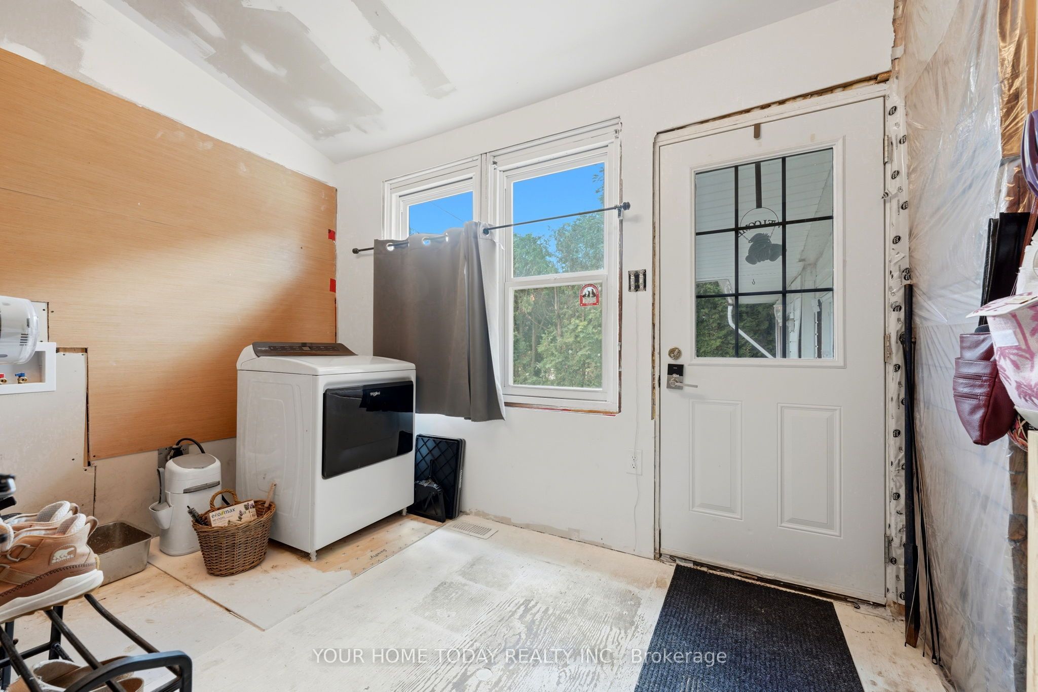 61 Church Street W, Halton Hills, ON L7J 1K1 photo 5