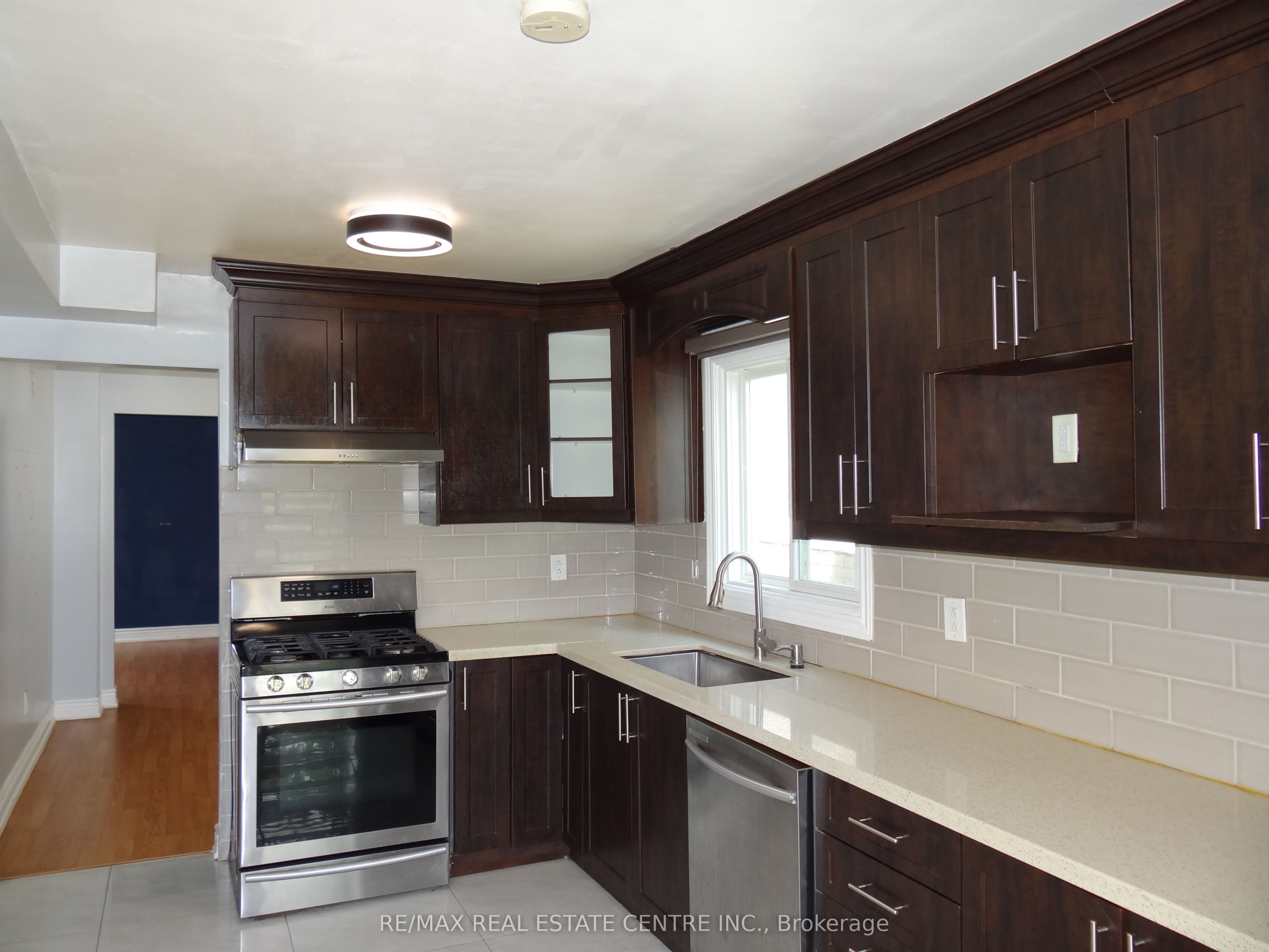 57 Meadowlark Drive, Brampton, ON L6Y 4A3 photo 4