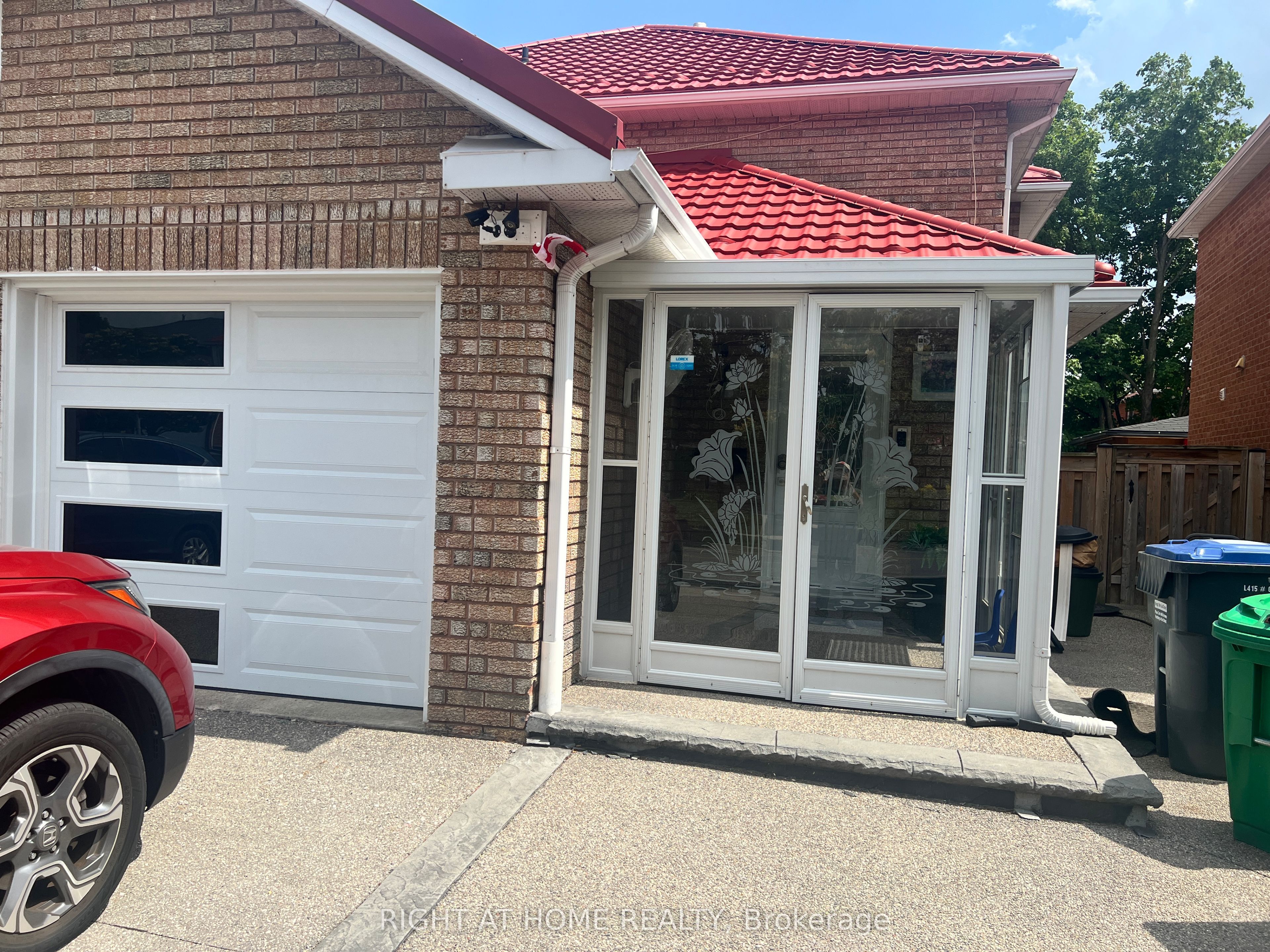 272 Nahani Way Basement, Mississauga, ON L4Z 3B7 photo 2
