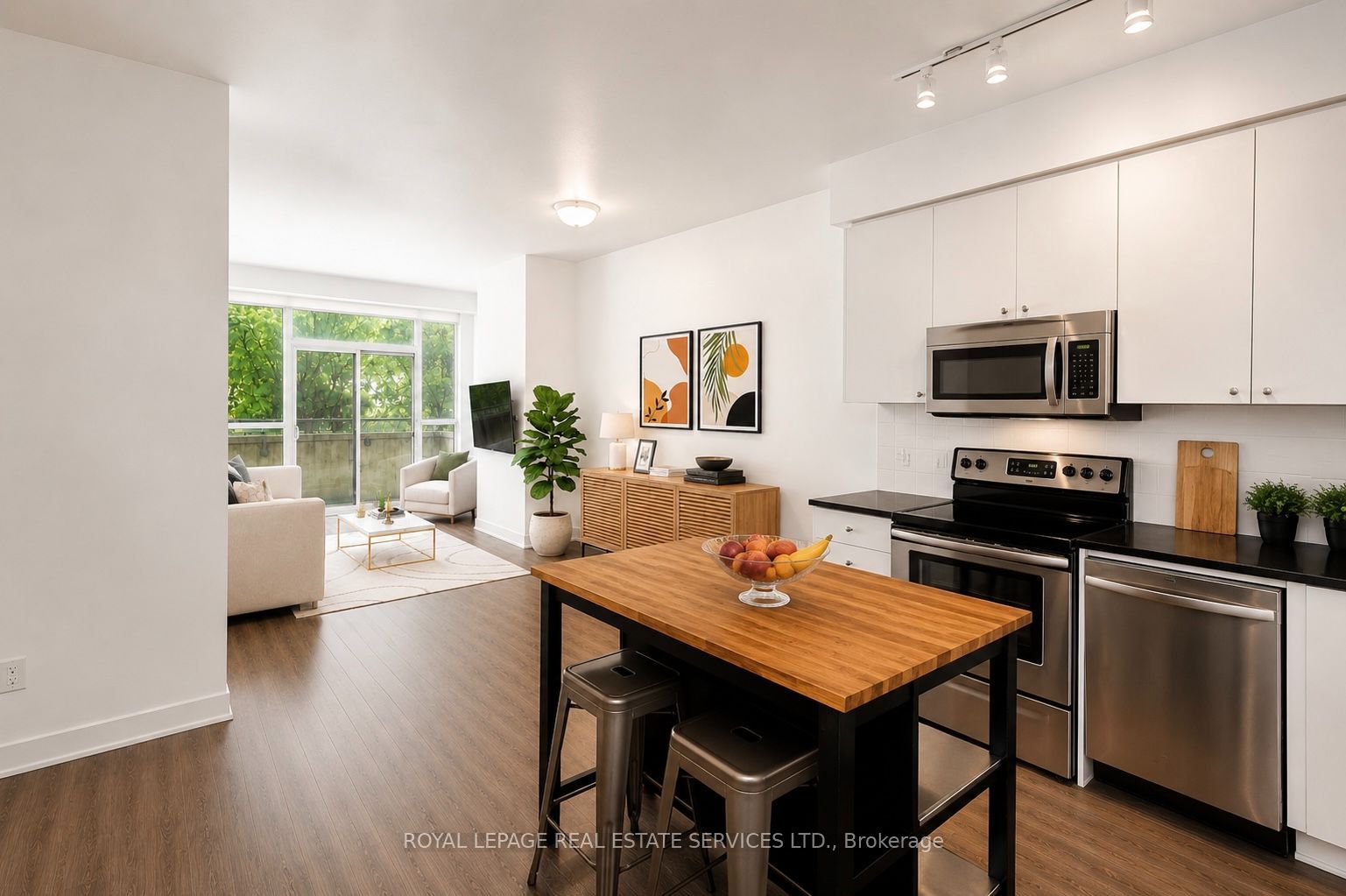 8 Fieldway Road 414, Toronto, ON M8Z 3L1 photo 4