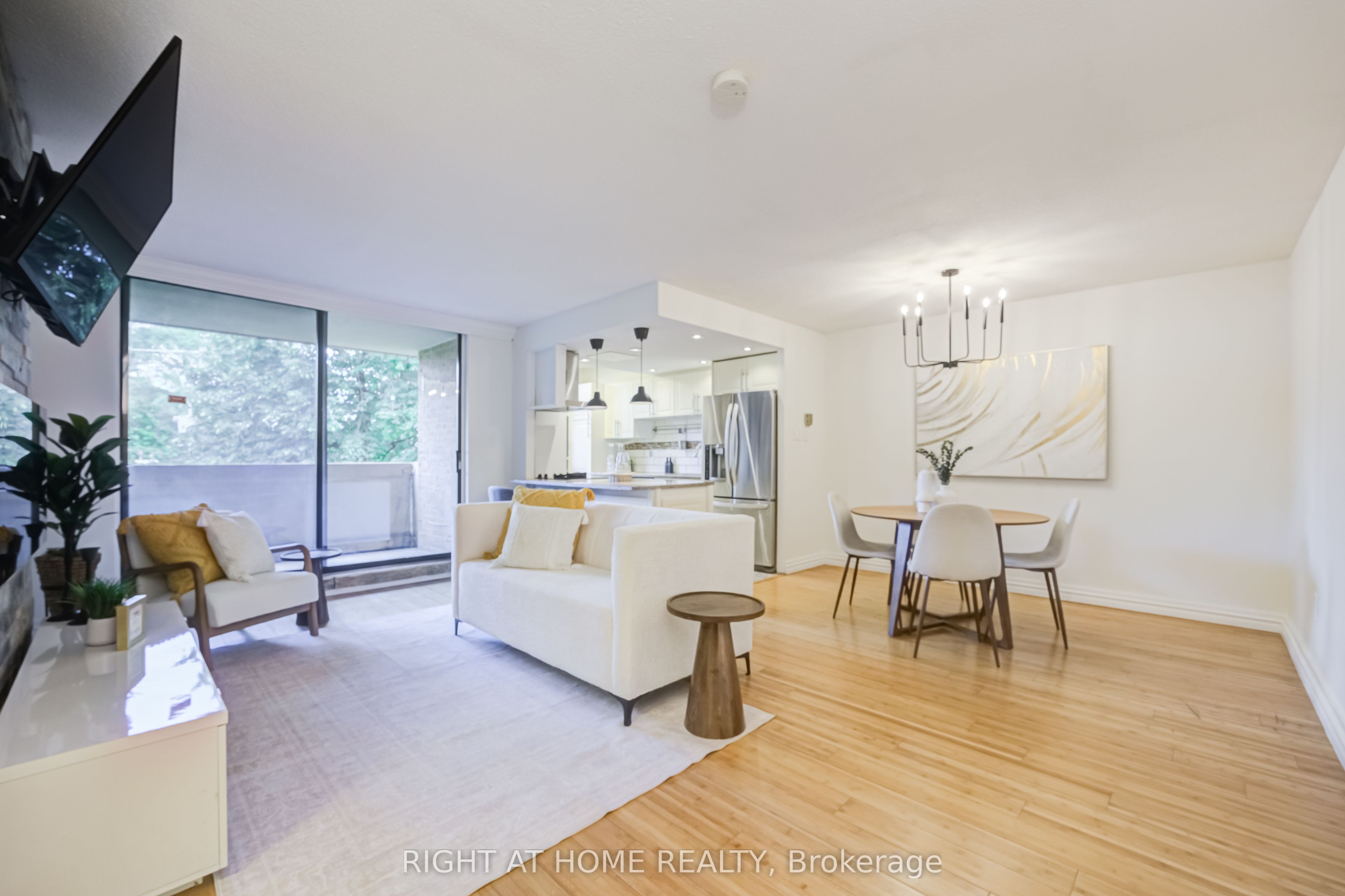 2645 Jane Street 426, Toronto, ON M3L 2J3