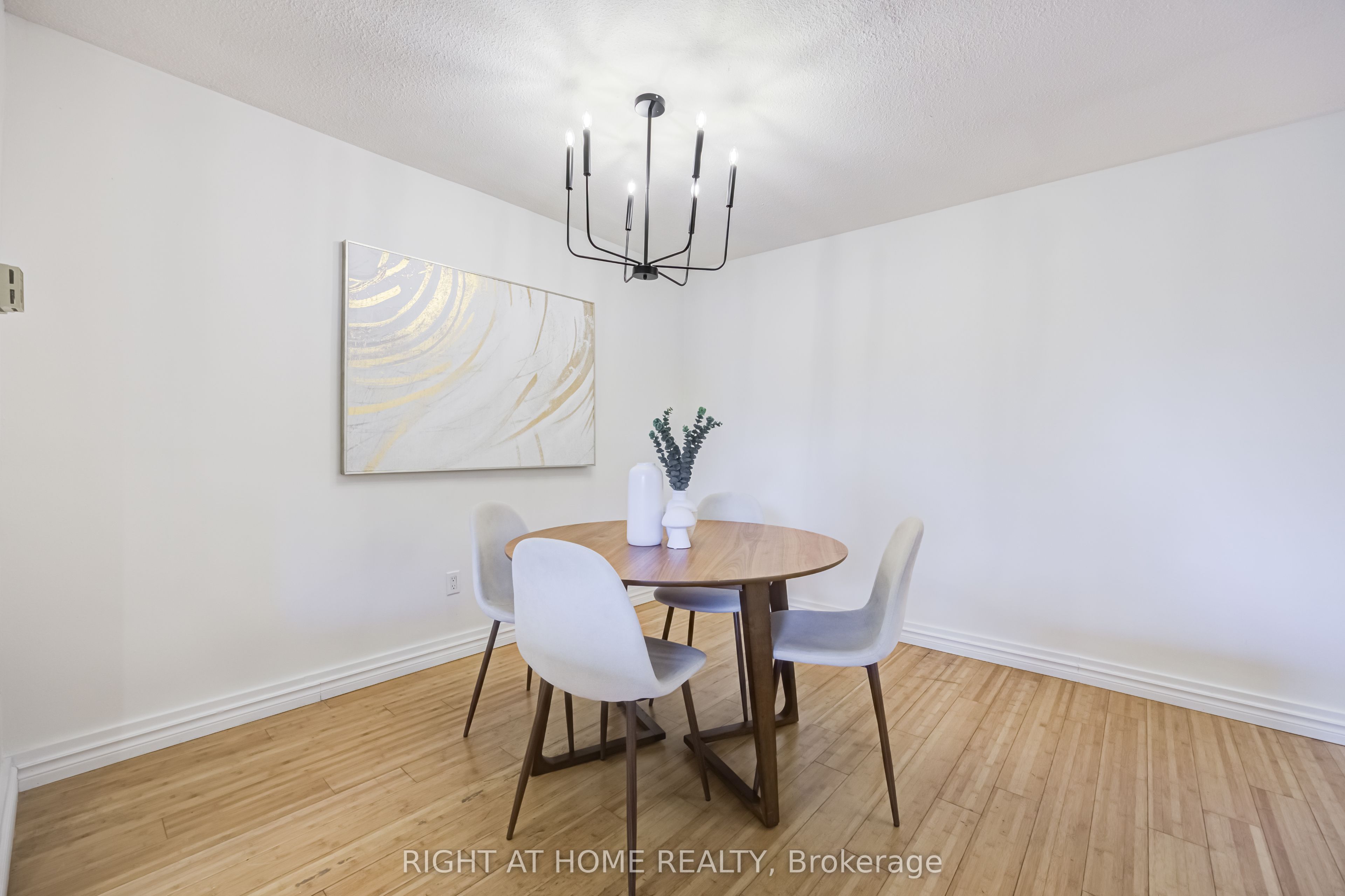 2645 Jane Street 426, Toronto, ON M3L 2J3 photo 4