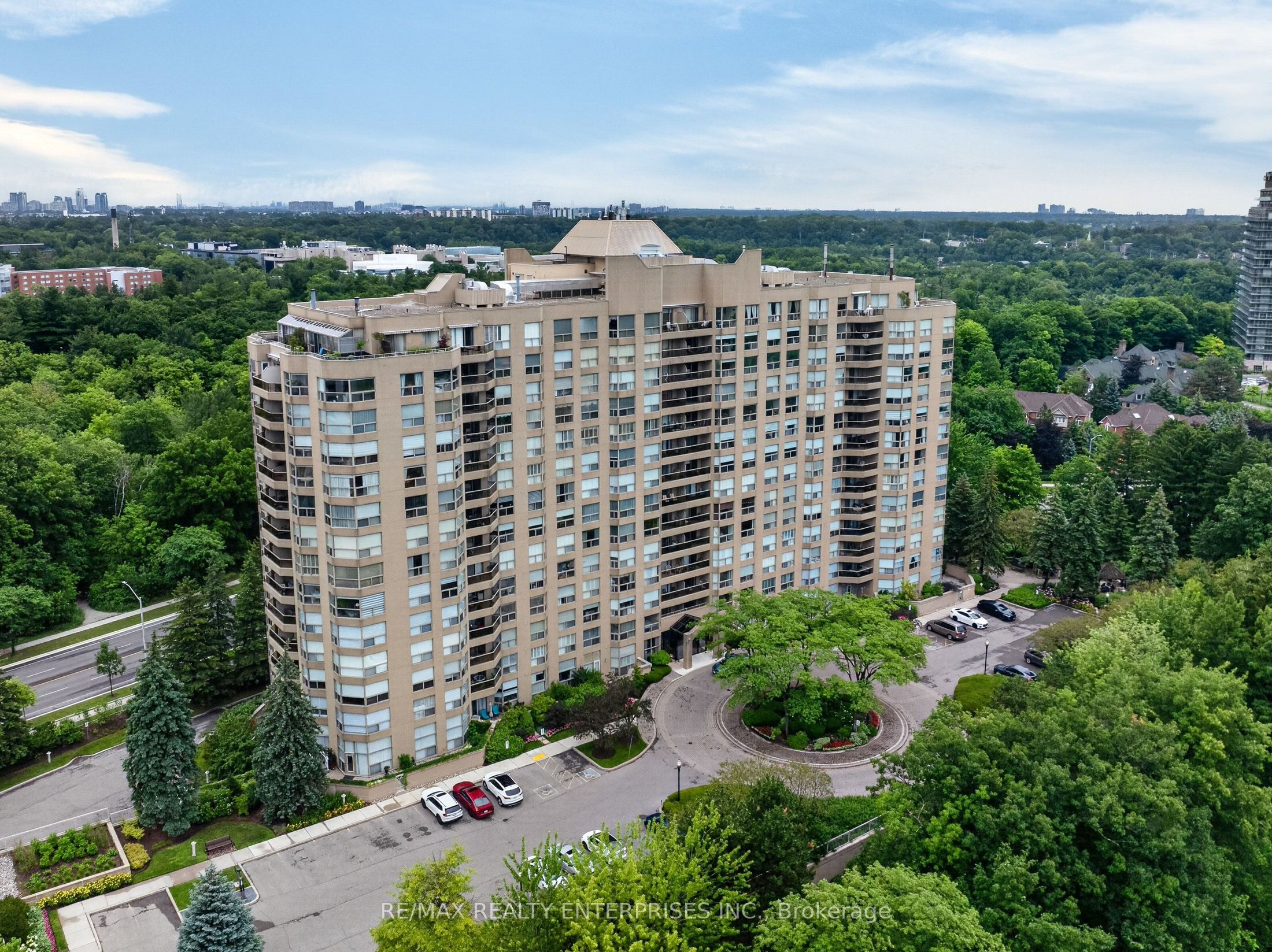 1800 The Collegeway N/A 208, Mississauga, ON L5L 5S4