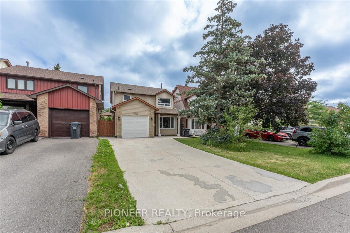 22 Wolverton Crescent, Brampton, ON L6S 3L1 photo 2