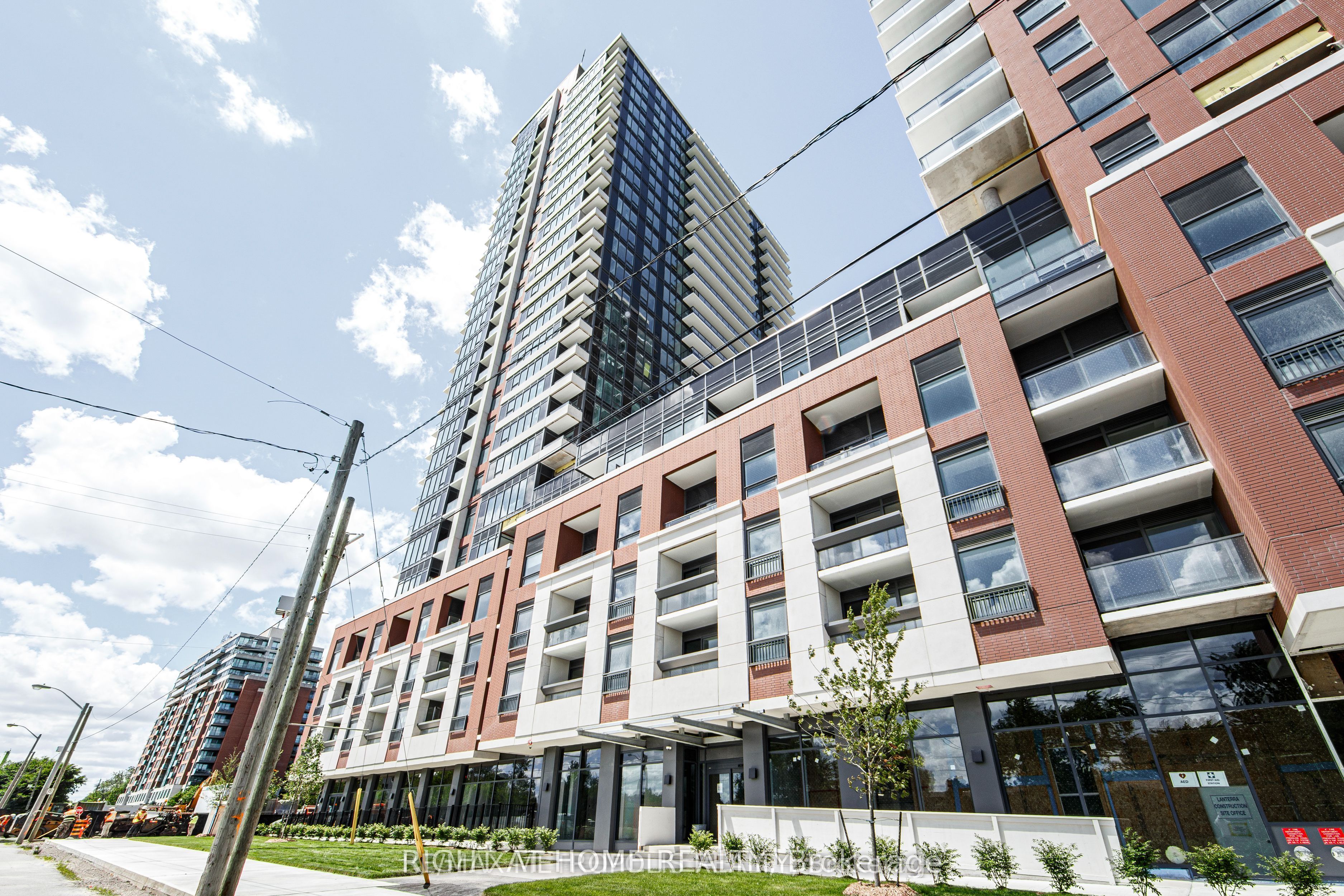 4010 Eglinton Avenue W 331, Toronto, ON M9A 0G5 photo 2