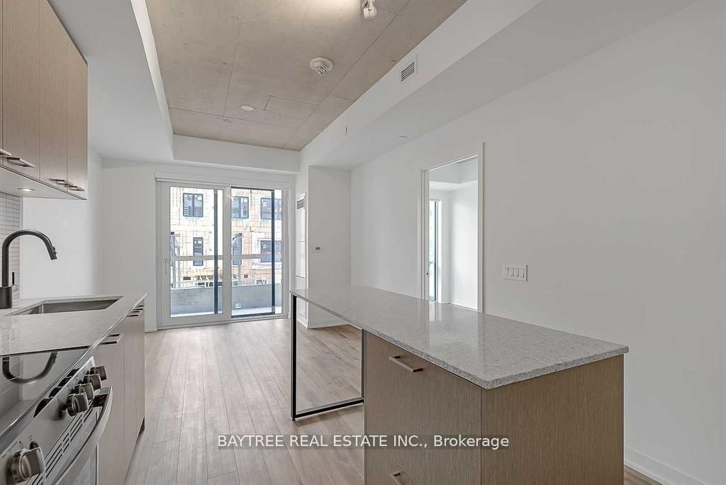 1808 St Clair Avenue W 201, Toronto, ON M6N 0C1 photo 5