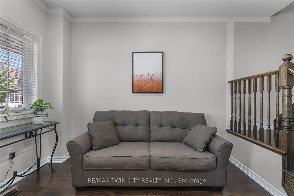 655 Murray Meadows Place, Milton, ON L9T 8L7 photo 5