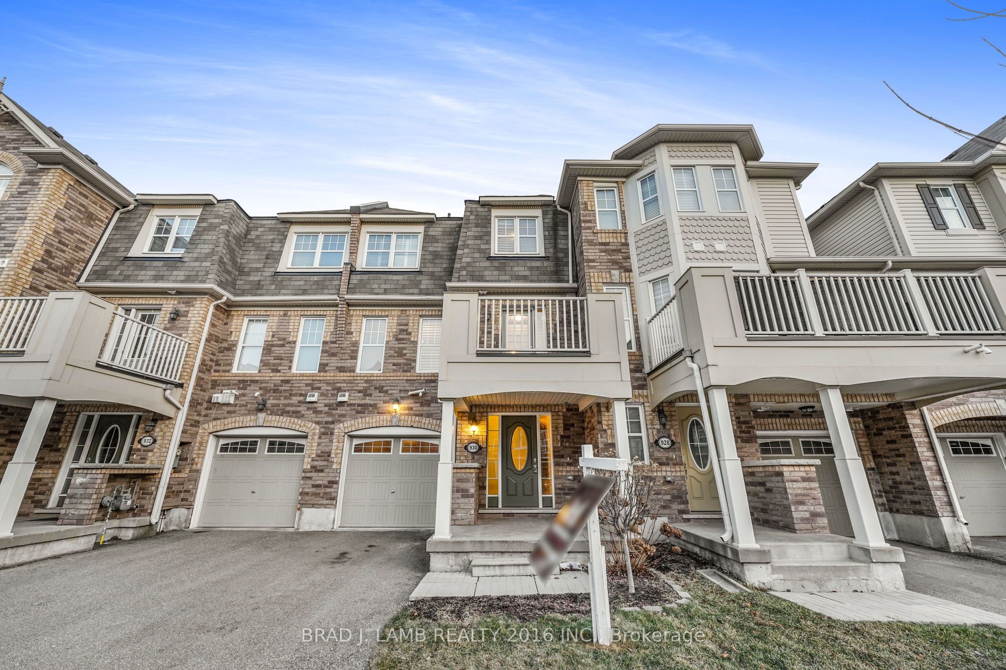 930 Nadalin Heights, Milton, ON L9T 8R5 photo 3