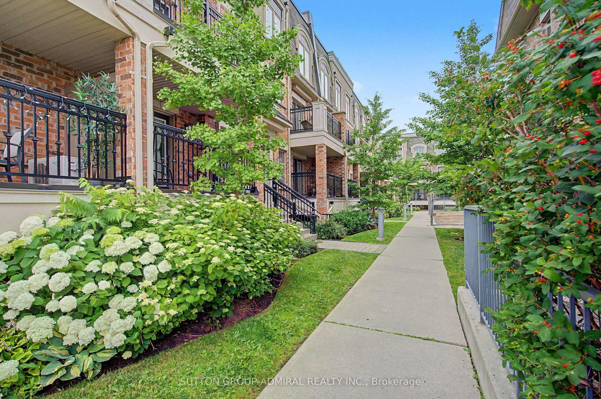 2441 Greenwich Drive 73, Oakville, ON L6M 0S3 photo 2