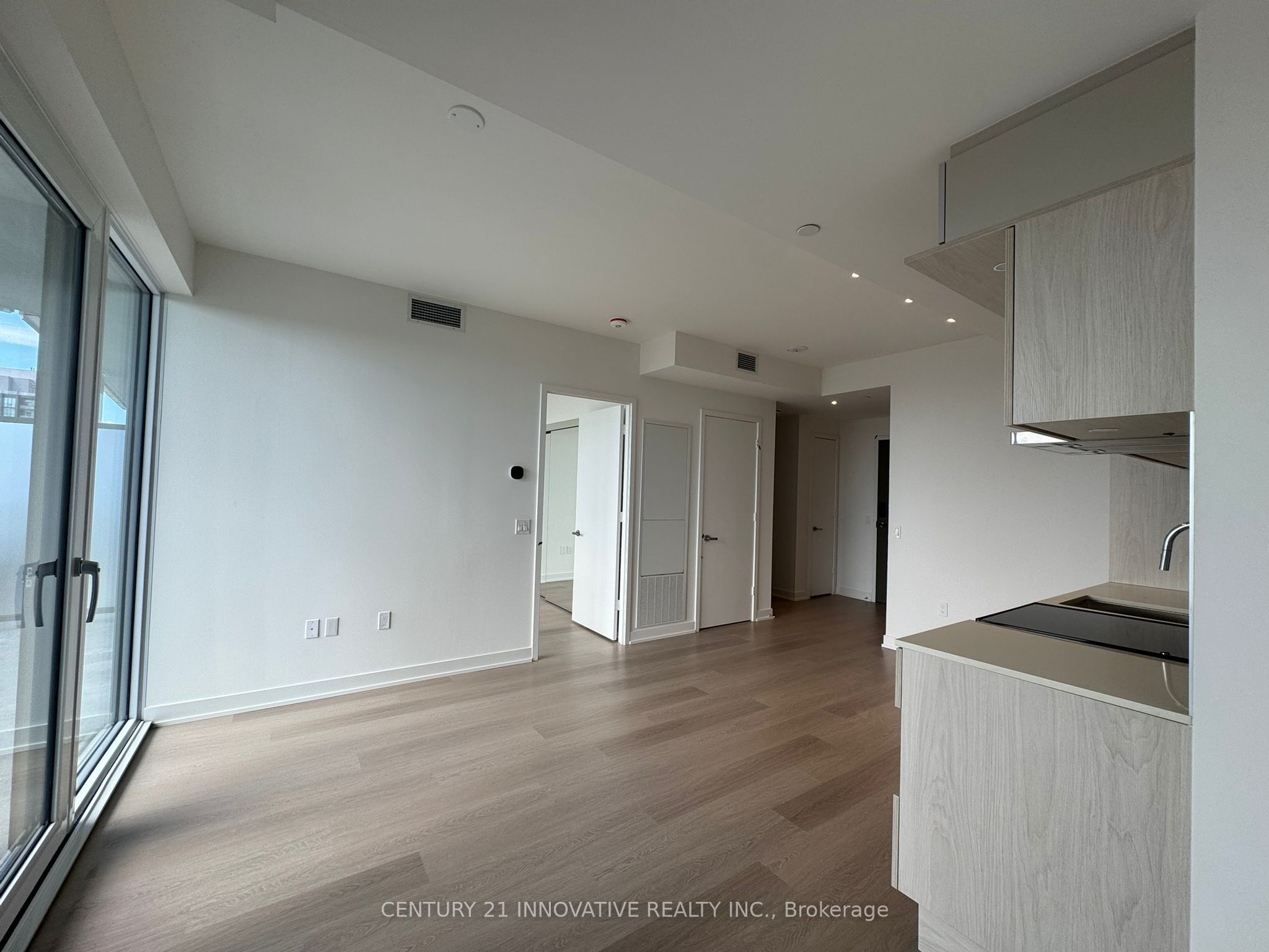 448 Burnhamthorpe Road 4009, Mississauga, ON L5B 0R4 photo 2