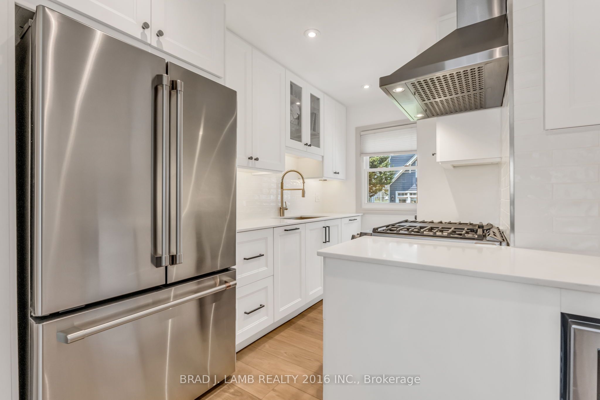 794 The Queensway, Toronto, ON M8Z 1N5 photo 5