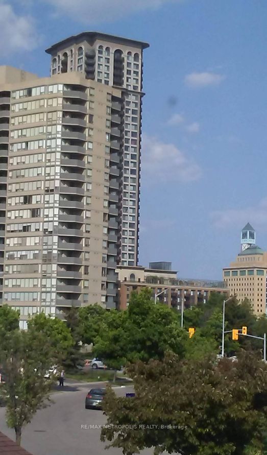 350 Rathburn Road W 307, Mississauga, ON L5B 3Y2