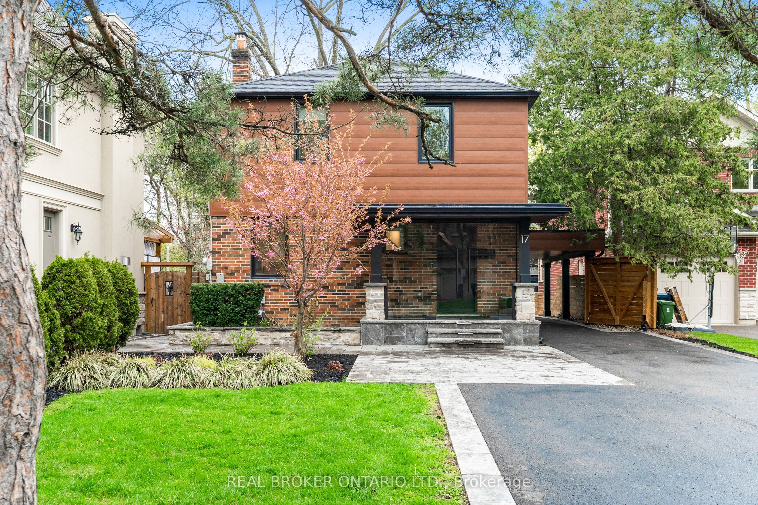 17 Old Oak Road, Toronto, ON M9A 2V9 photo 2
