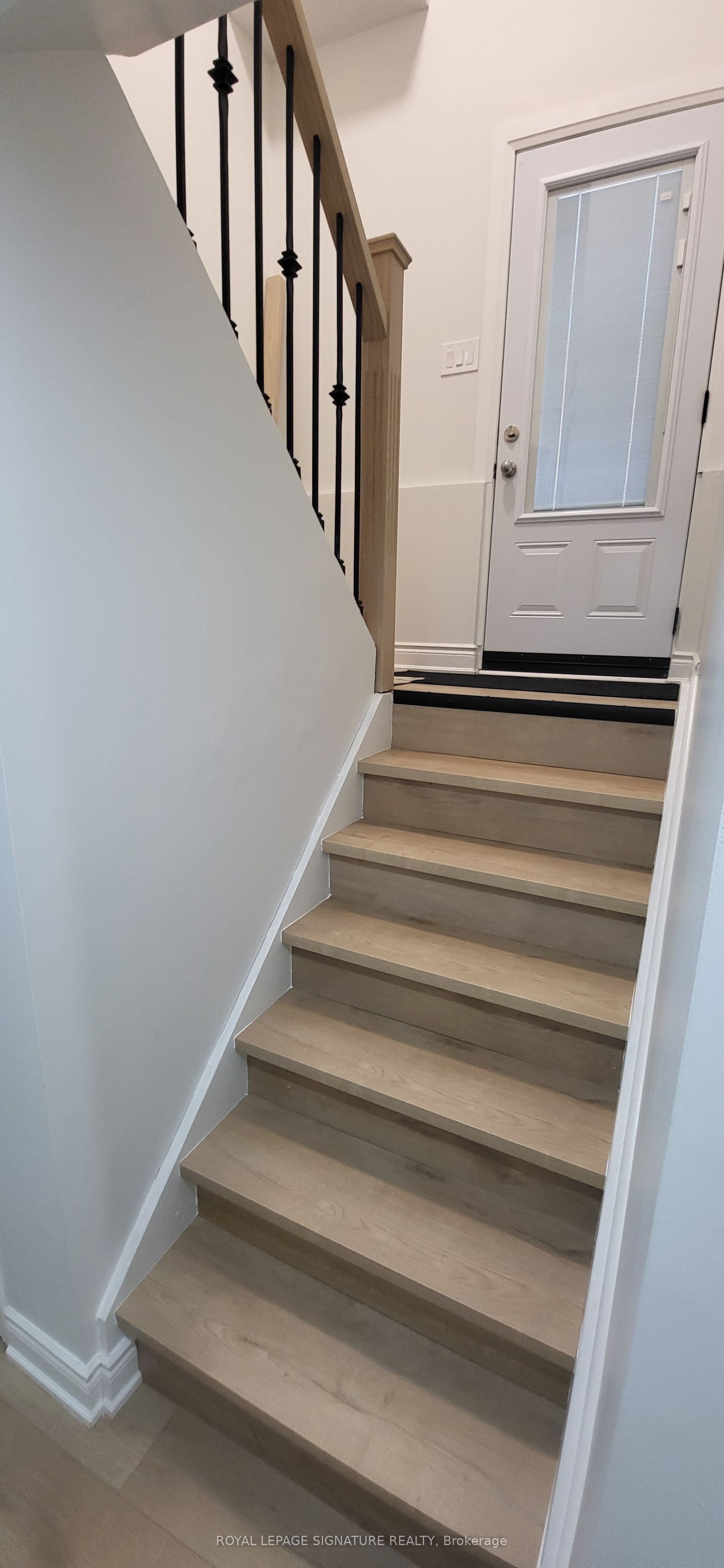 2632 Birch Crescent Bsmt, Mississauga, ON L5J 4H1 photo 5