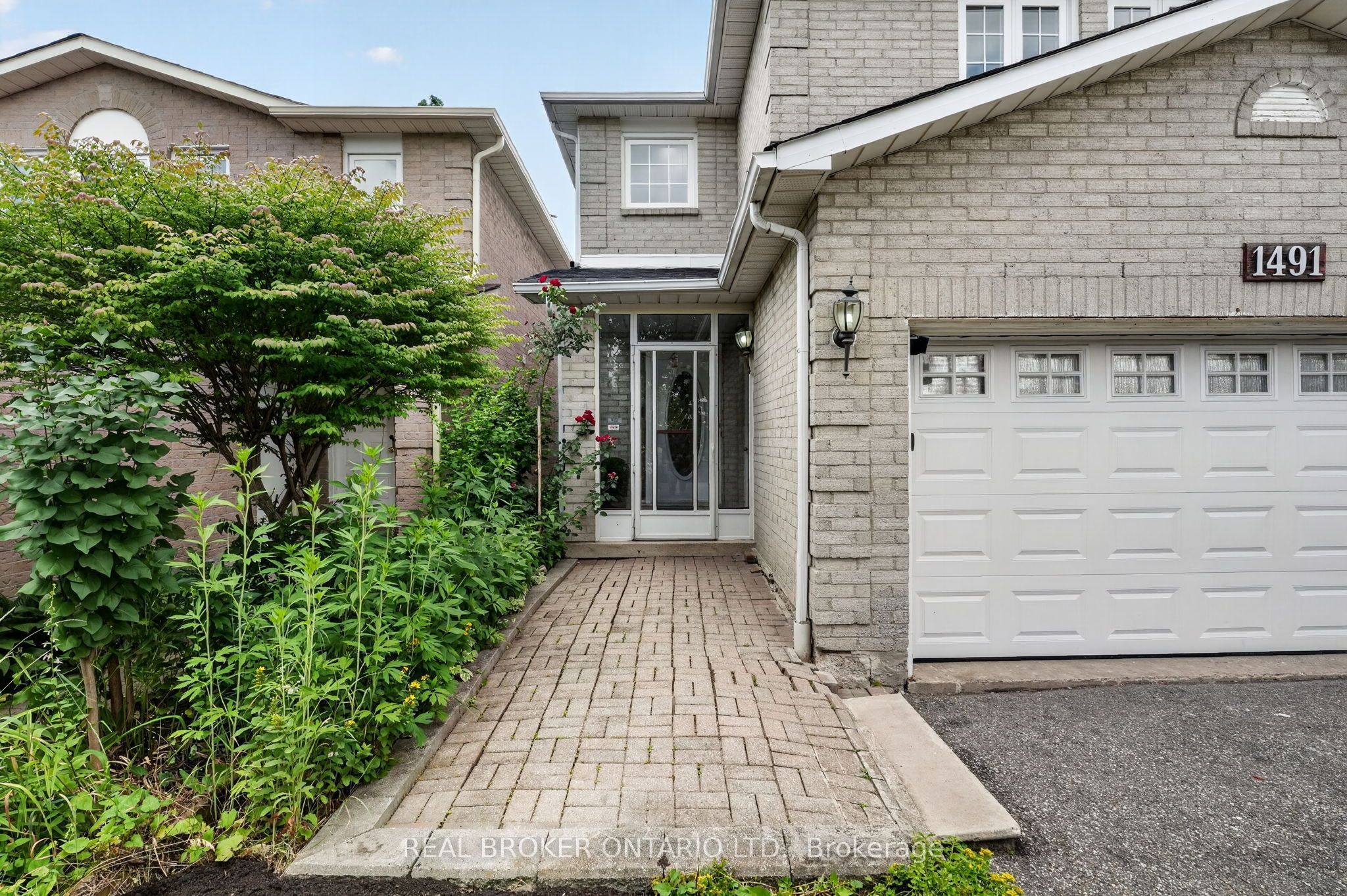 1491 Evenside Crescent, Mississauga, ON L5M 3Y3 photo 3