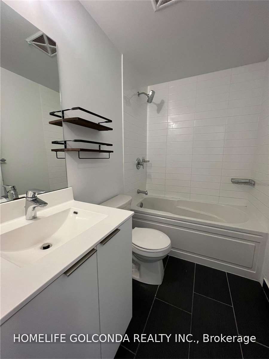 20 Shore Breeze Drive 3309, Toronto, ON M8V 0C7 photo 2