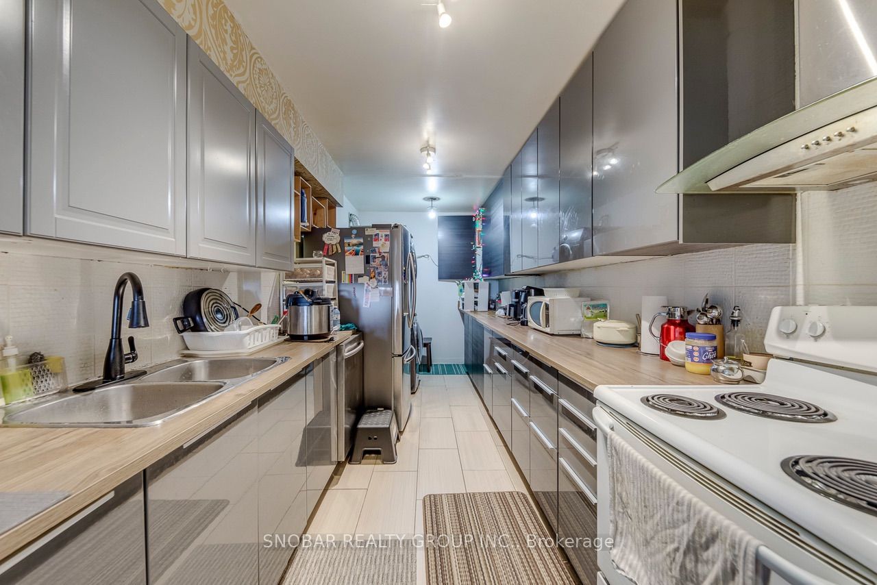 340 Dixon Road 804, Toronto, ON M9R 1T1 photo 5