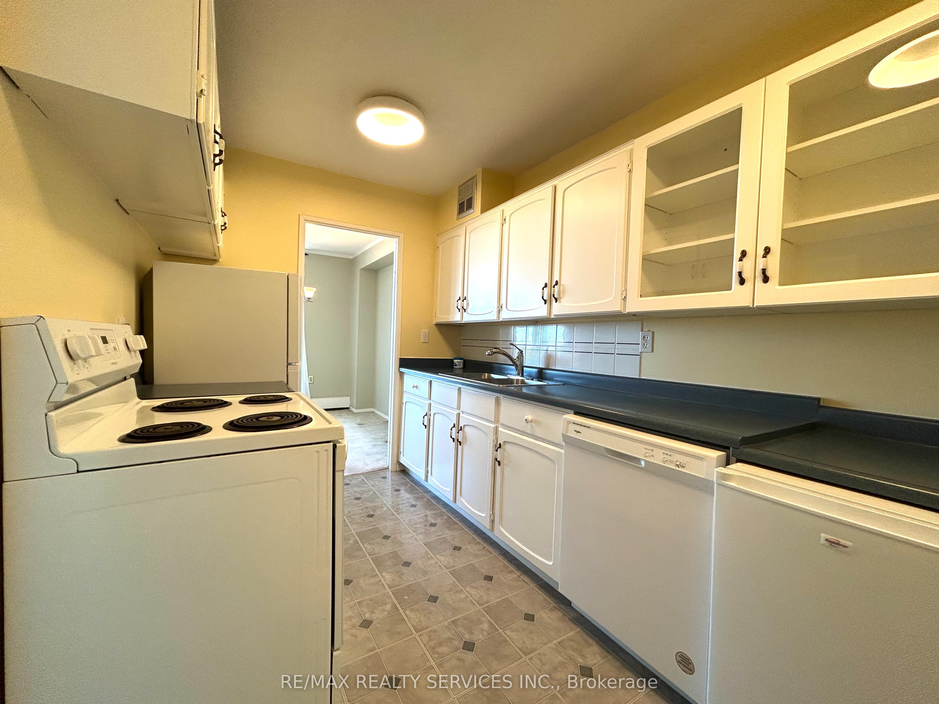 2929 Aquitaine Avenue 701, Mississauga, ON L5N 2C7 photo 5