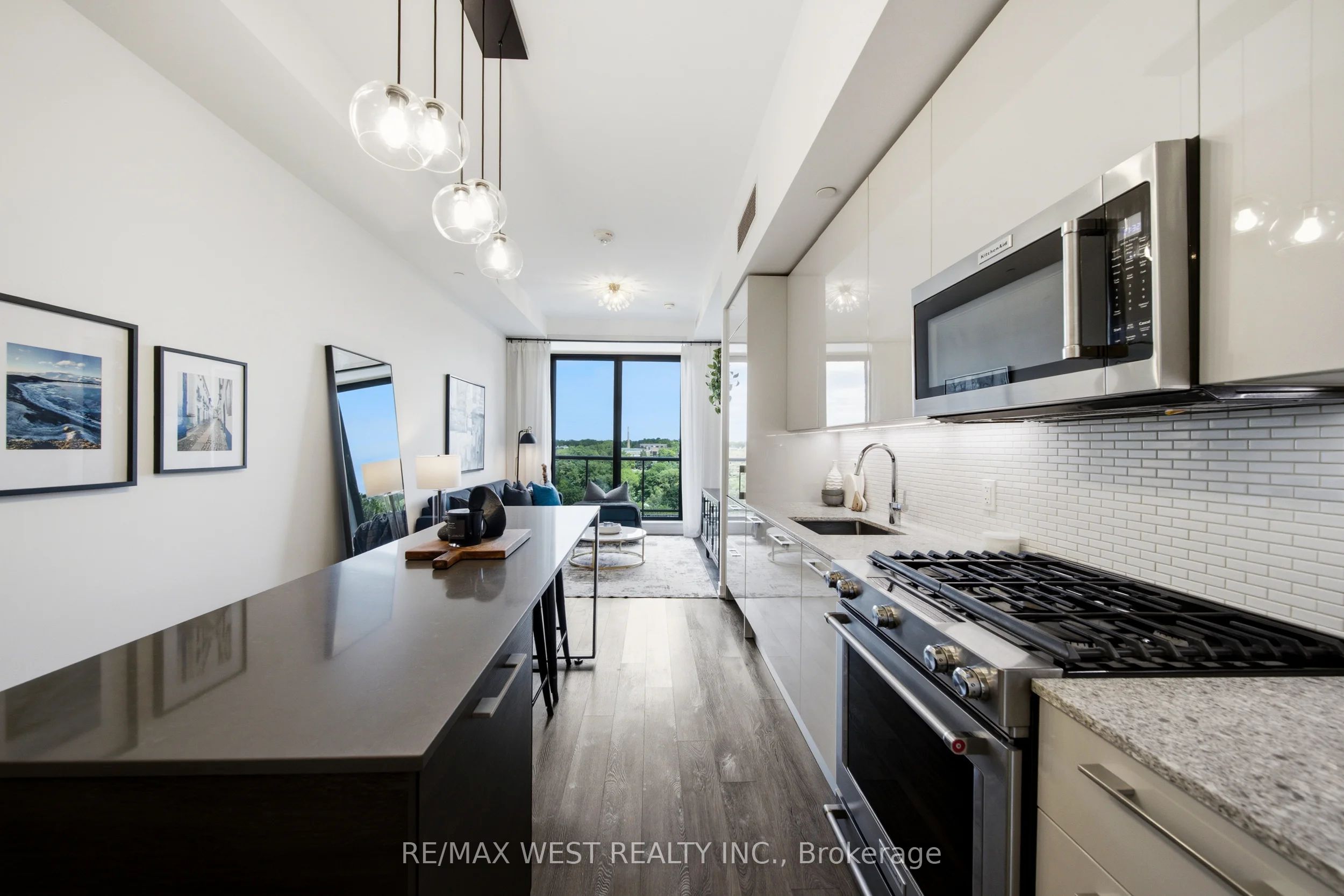 2118 Bloor Street W 709, Toronto, ON M6S 0A6 photo 5