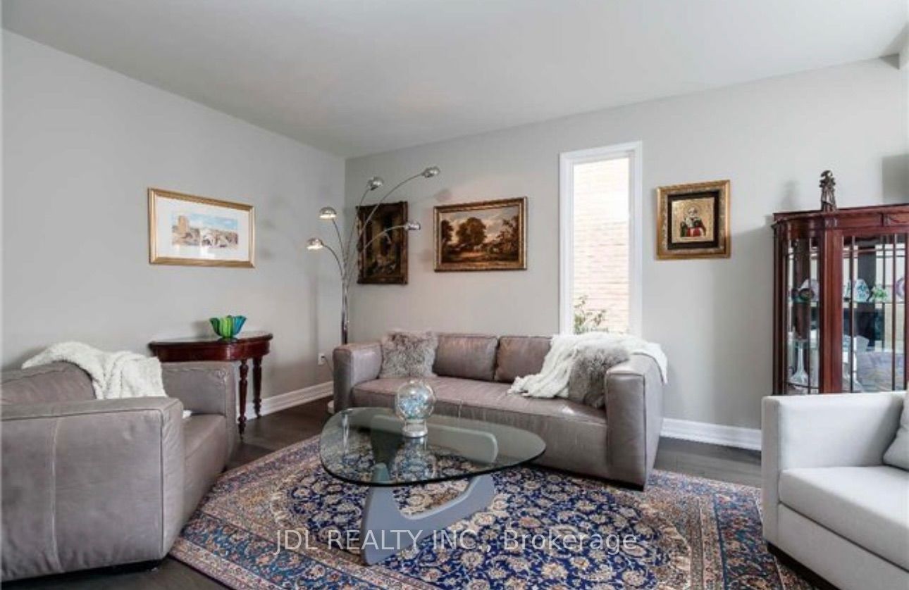 1255 Heritage Way, Oakville, ON L6M 2X7 photo 5