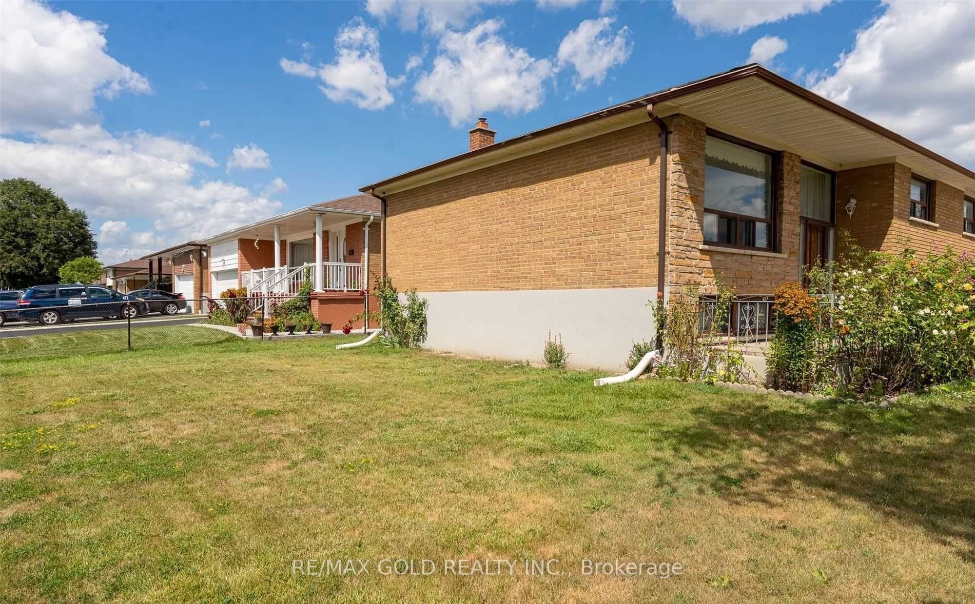 7305 Redstone Road, Mississauga, ON L4T 2B1 photo 5