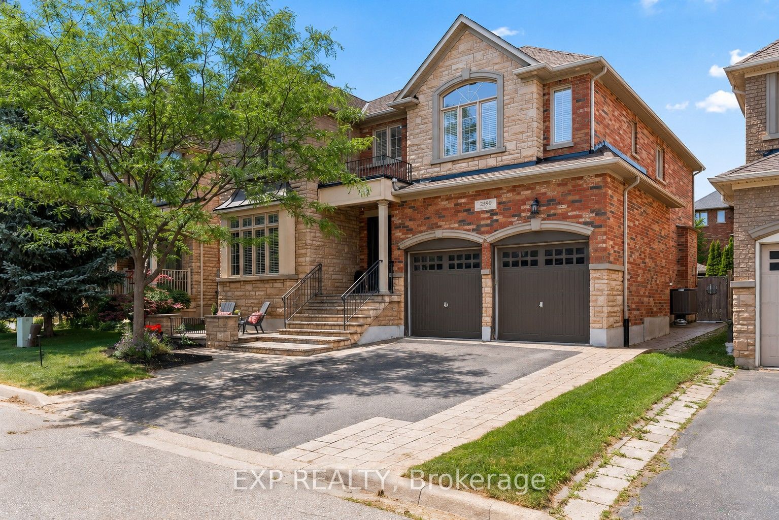 2390 Taylorwood Drive, Oakville, ON L6H 0C6 photo 2