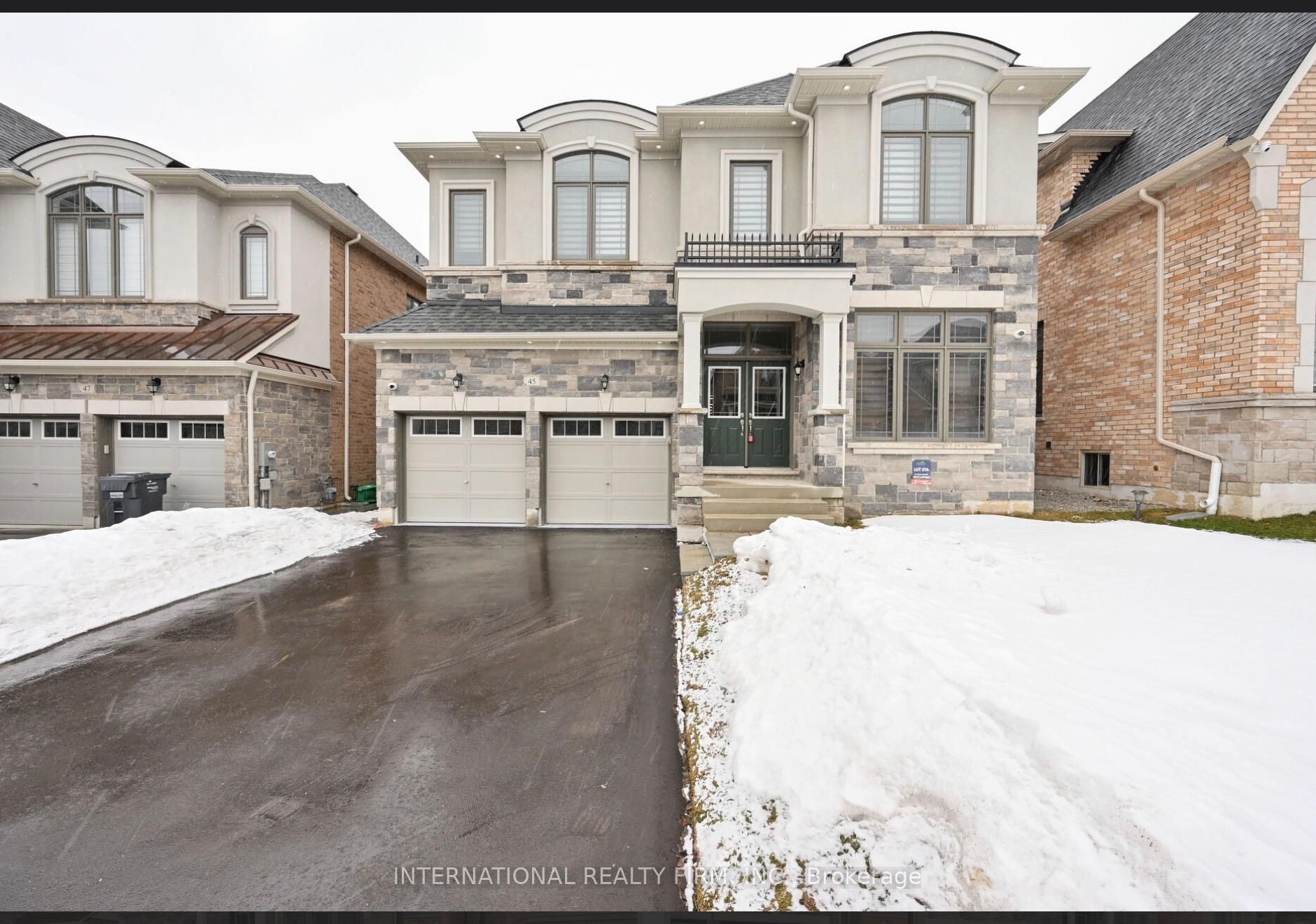 45 Daisy Meadow Crescent, Caledon, ON L7C 4G4 photo 2