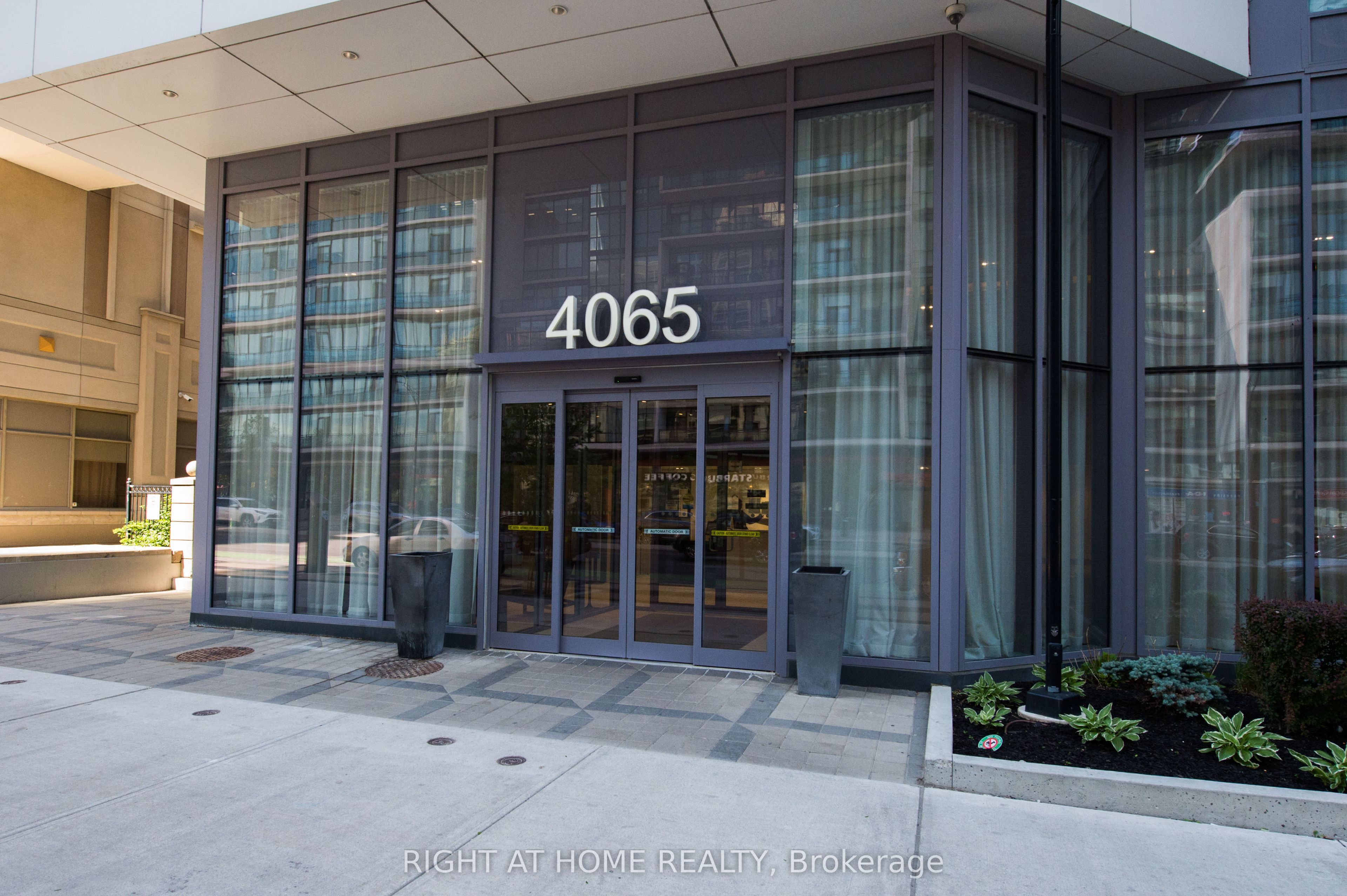 4065 Confederation Parkway 2507, Mississauga, ON L5B 4N1 photo 4