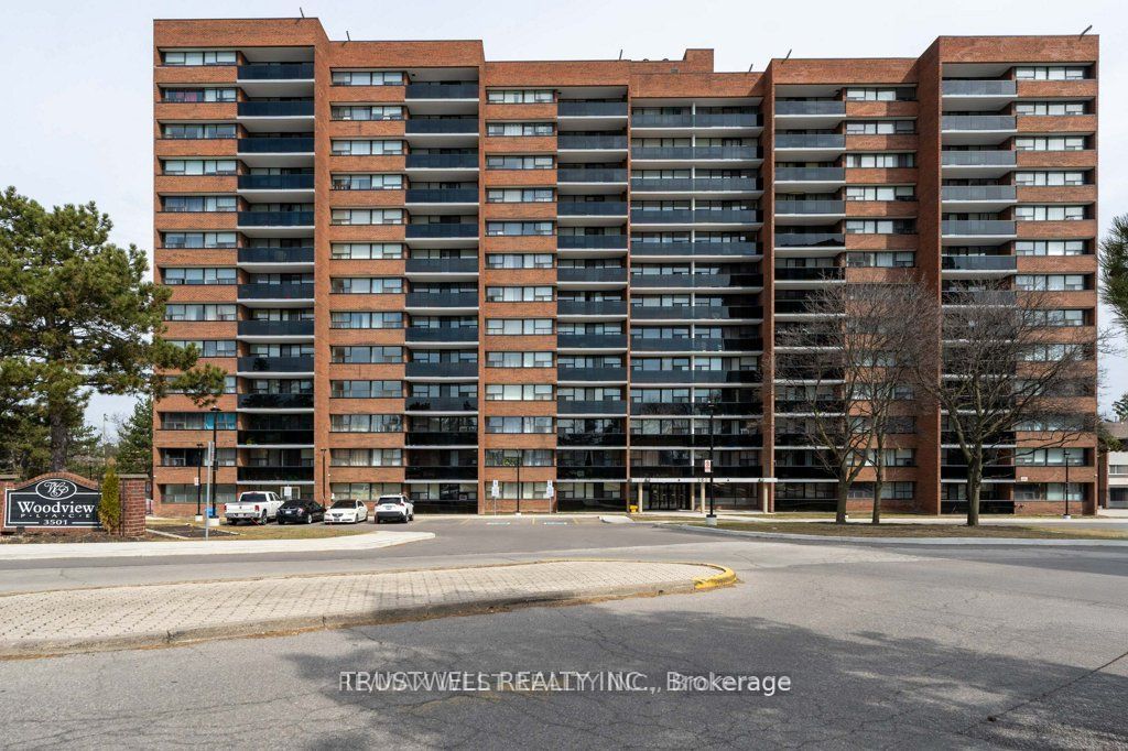 3501 Glen Erin Drive 209, Mississauga, ON L5L 2E9