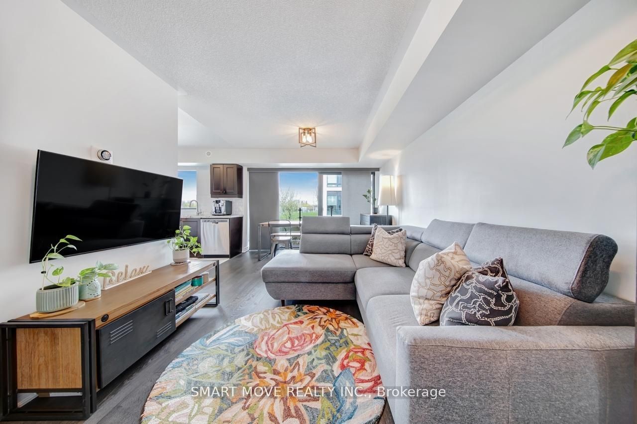 138 Widdicombe Hill Boulevard 716, Toronto, ON M9R 0A9 photo 2