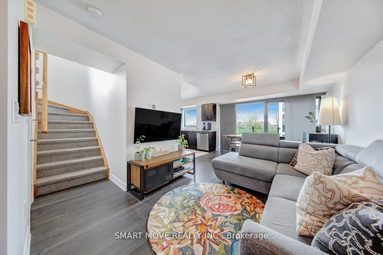 138 Widdicombe Hill Boulevard 716, Toronto, ON M9R 0A9 photo 3