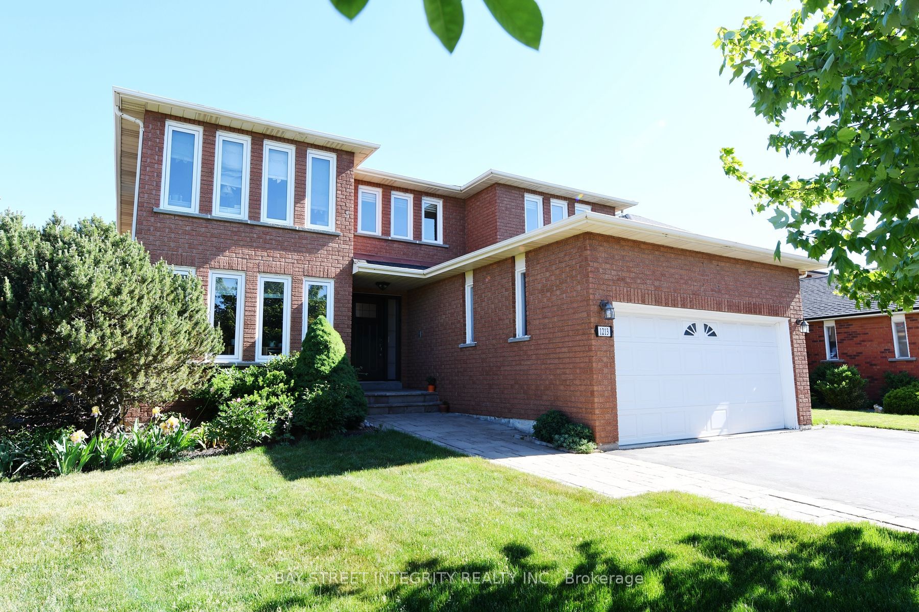 1213 Rosethorne Road, Oakville, ON L6M 1H5 photo 3
