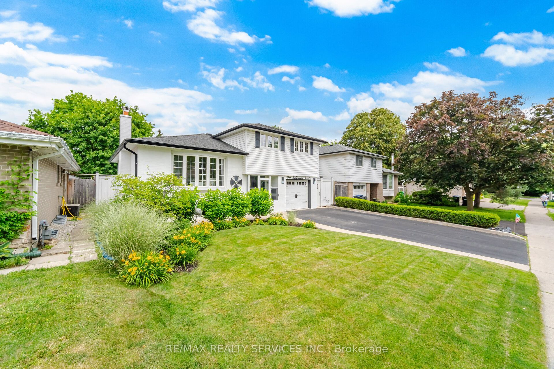 10 Tullamore Road, Brampton, ON L6W 1J7 photo 2