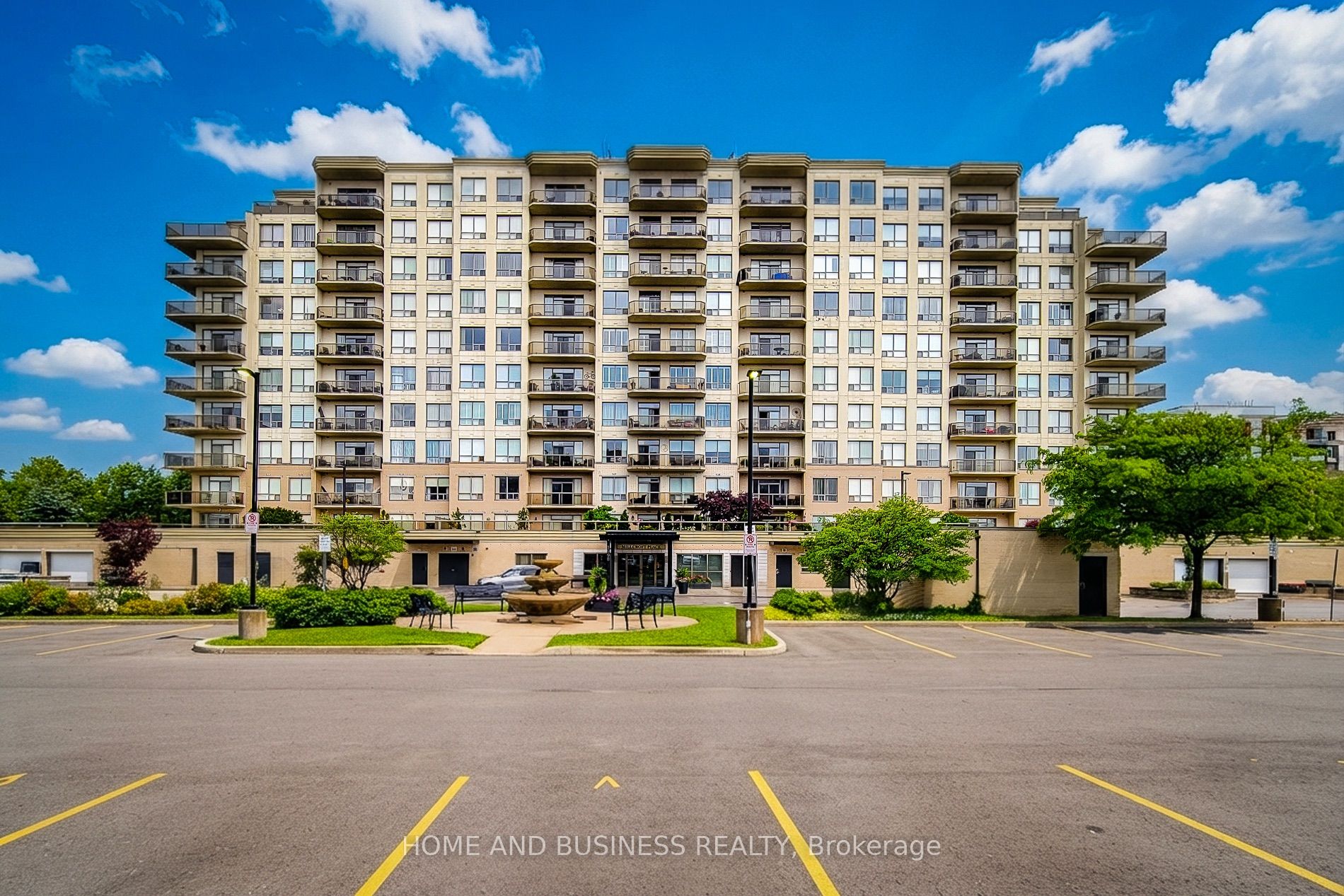 1998 Ironstone Drive 804, Burlington, ON L7L 7P7 photo 4