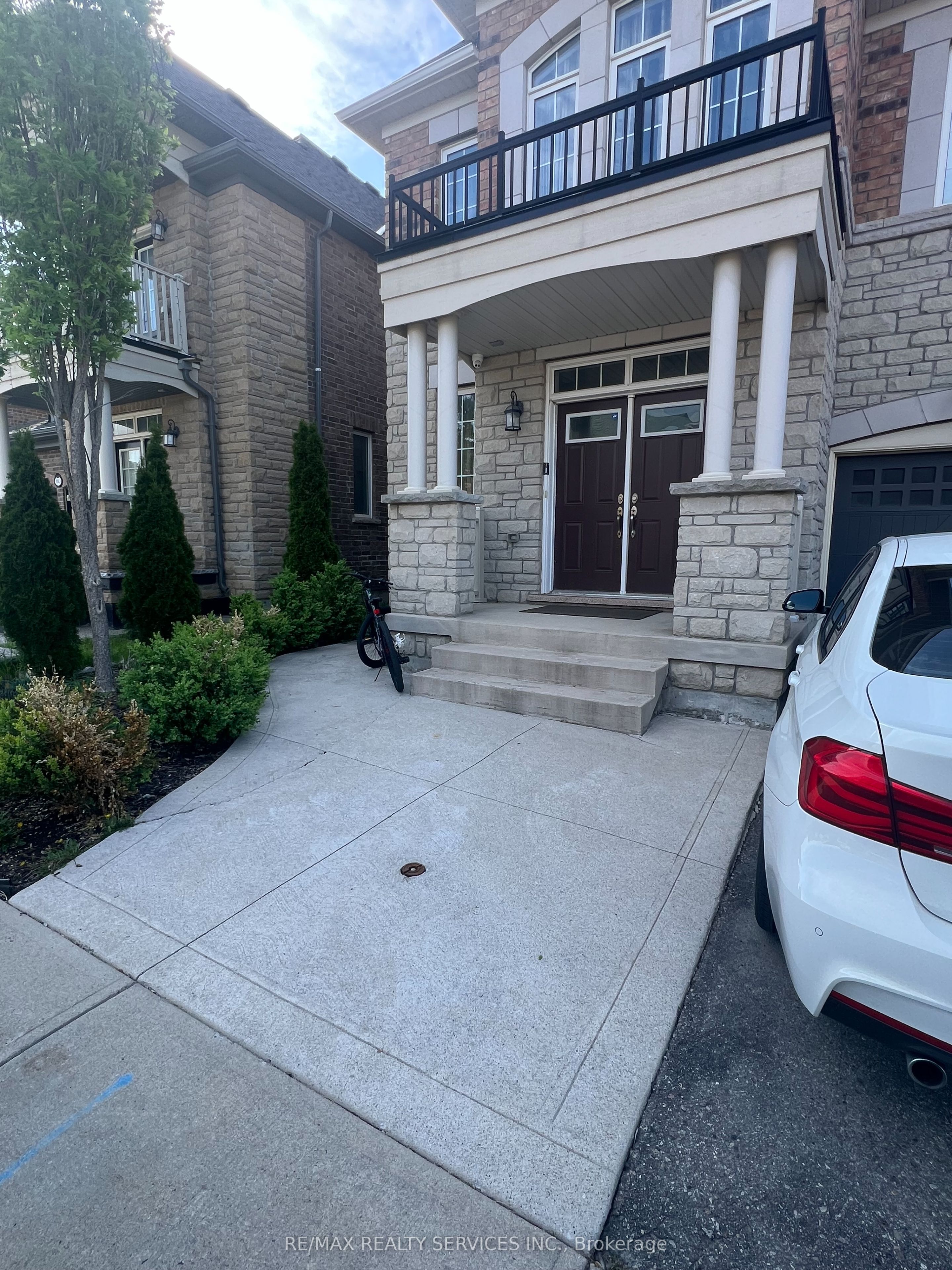 62 Fallview Circle, Caledon, ON L7C 3V4 photo 2