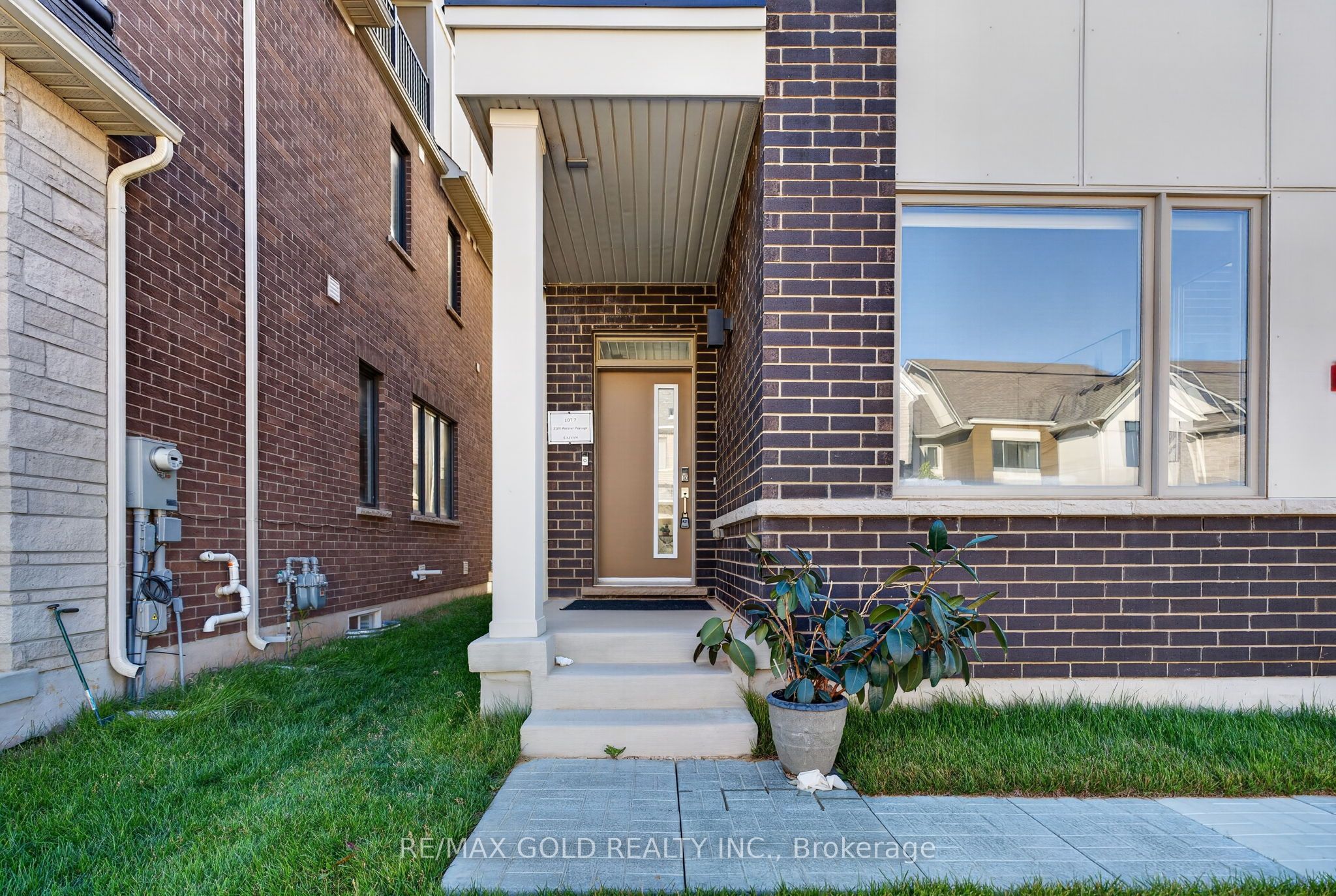 3288 Mariner Pass, Oakville, ON L6M 4K1 photo 3